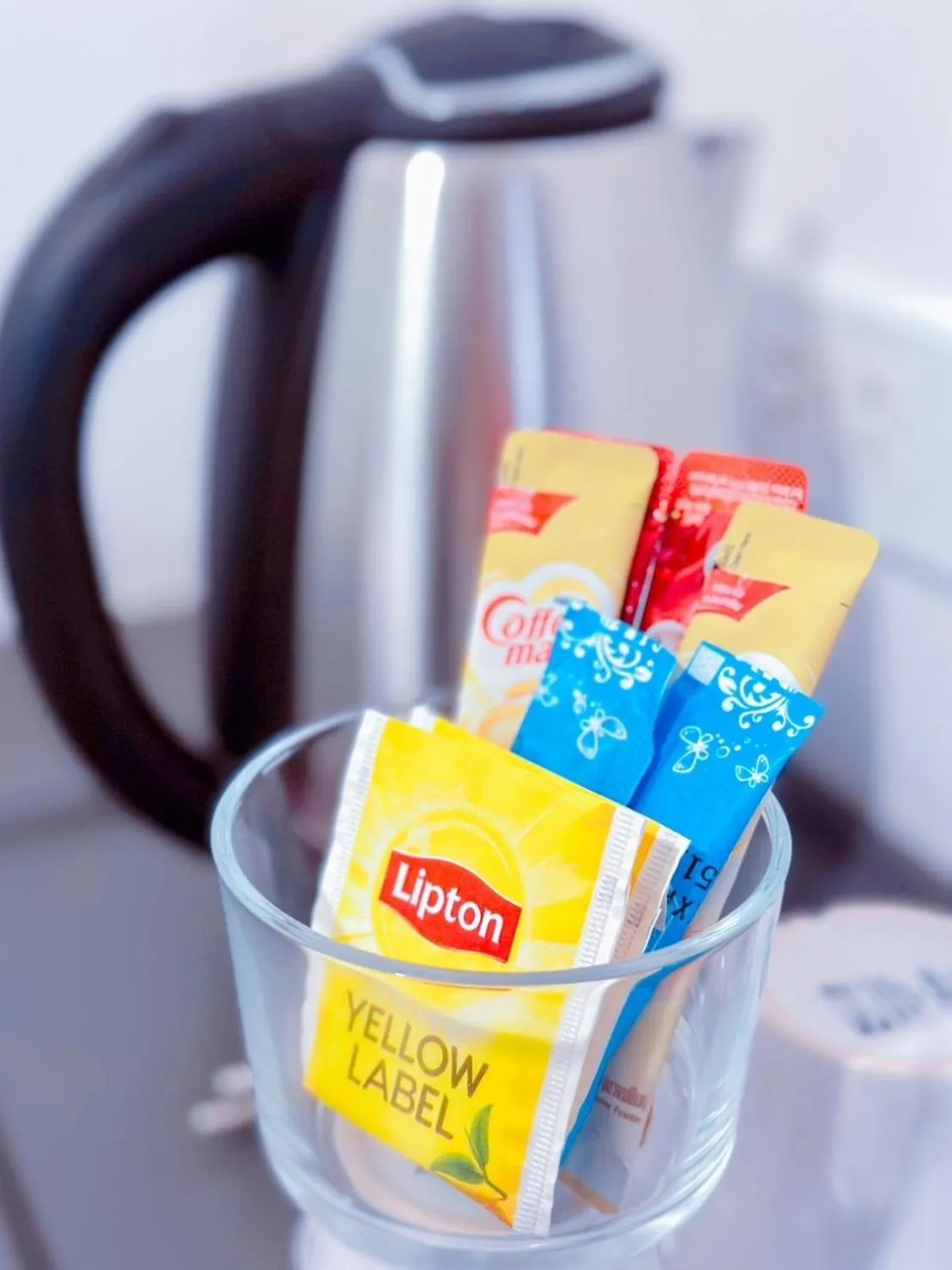 Coffee/tea facilities in 14 Sathorn Hotel