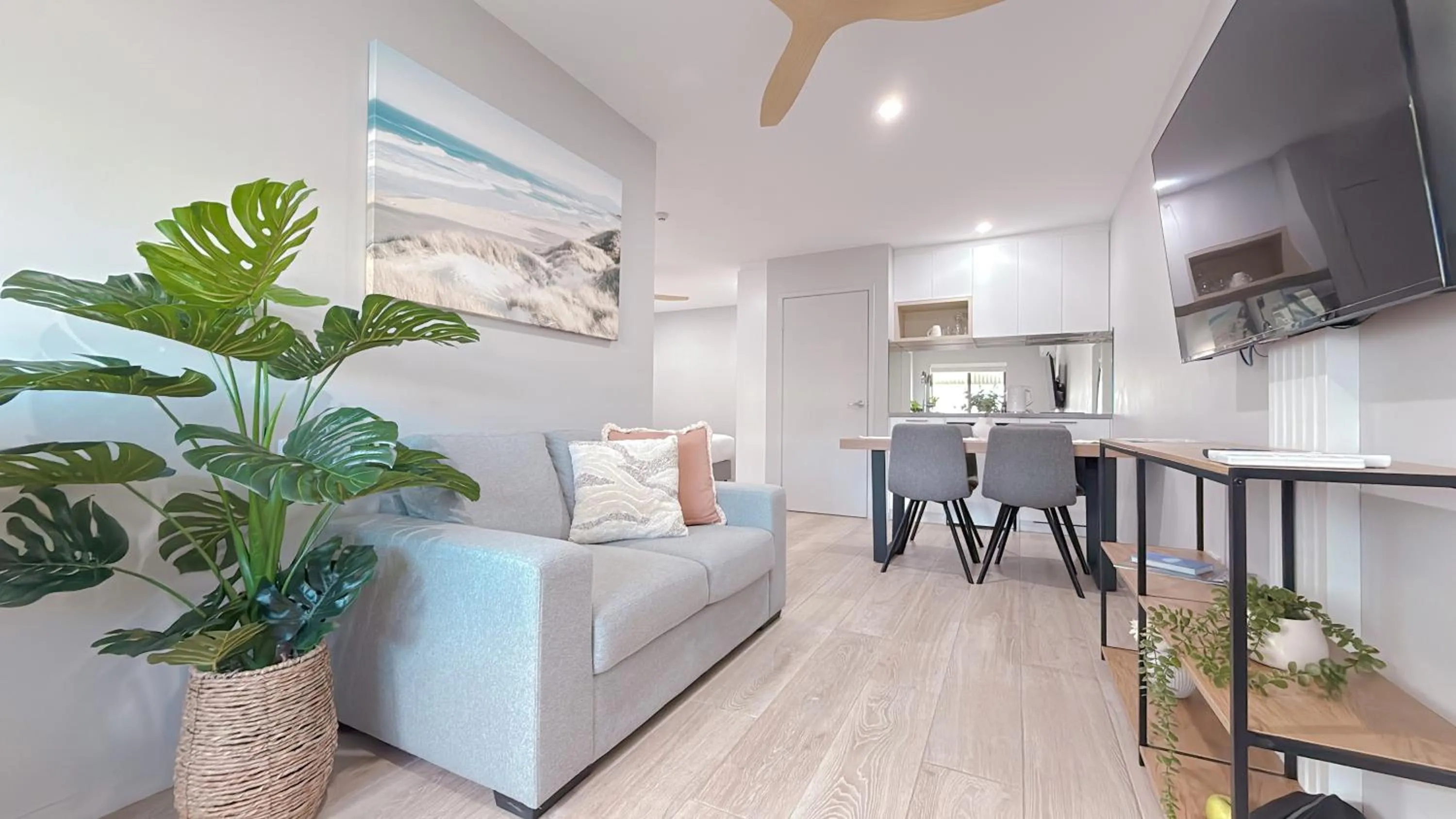 TV and multimedia in Belmoral Corporate Suites