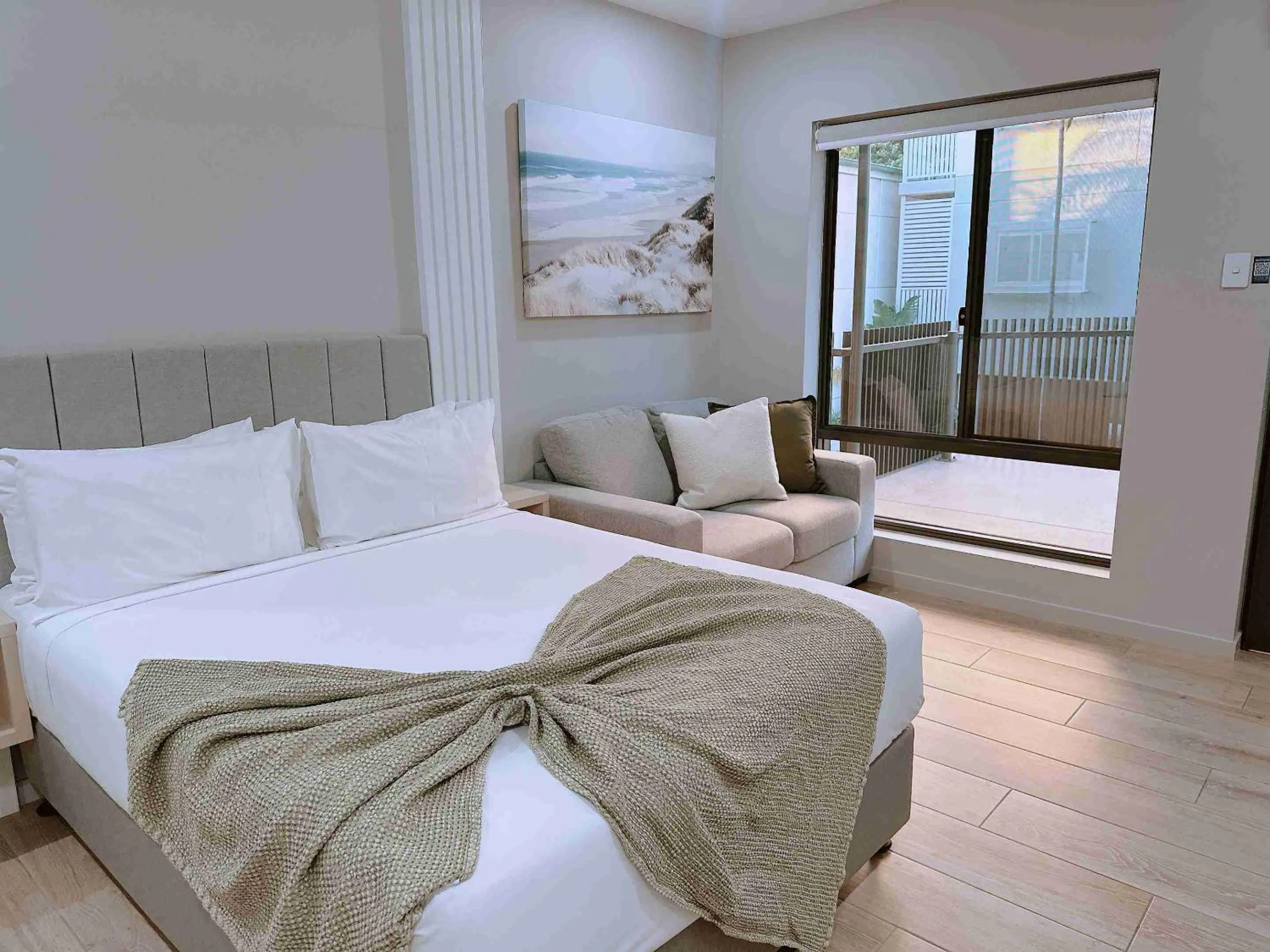 Bedroom, Bed in Belmoral Corporate Suites