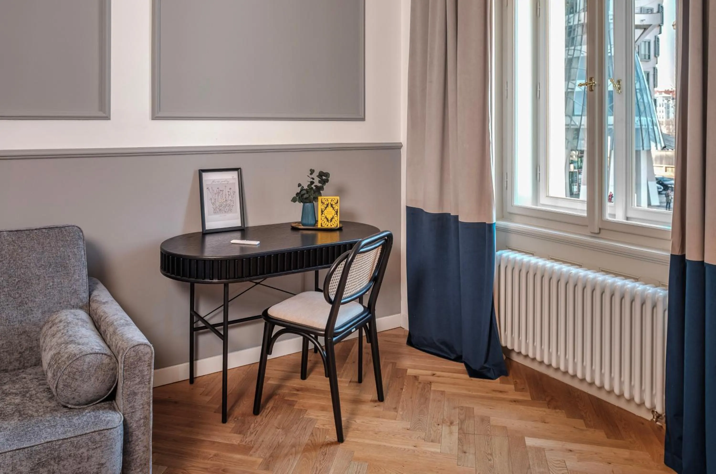 Living room in River Dance Suites by Adrez