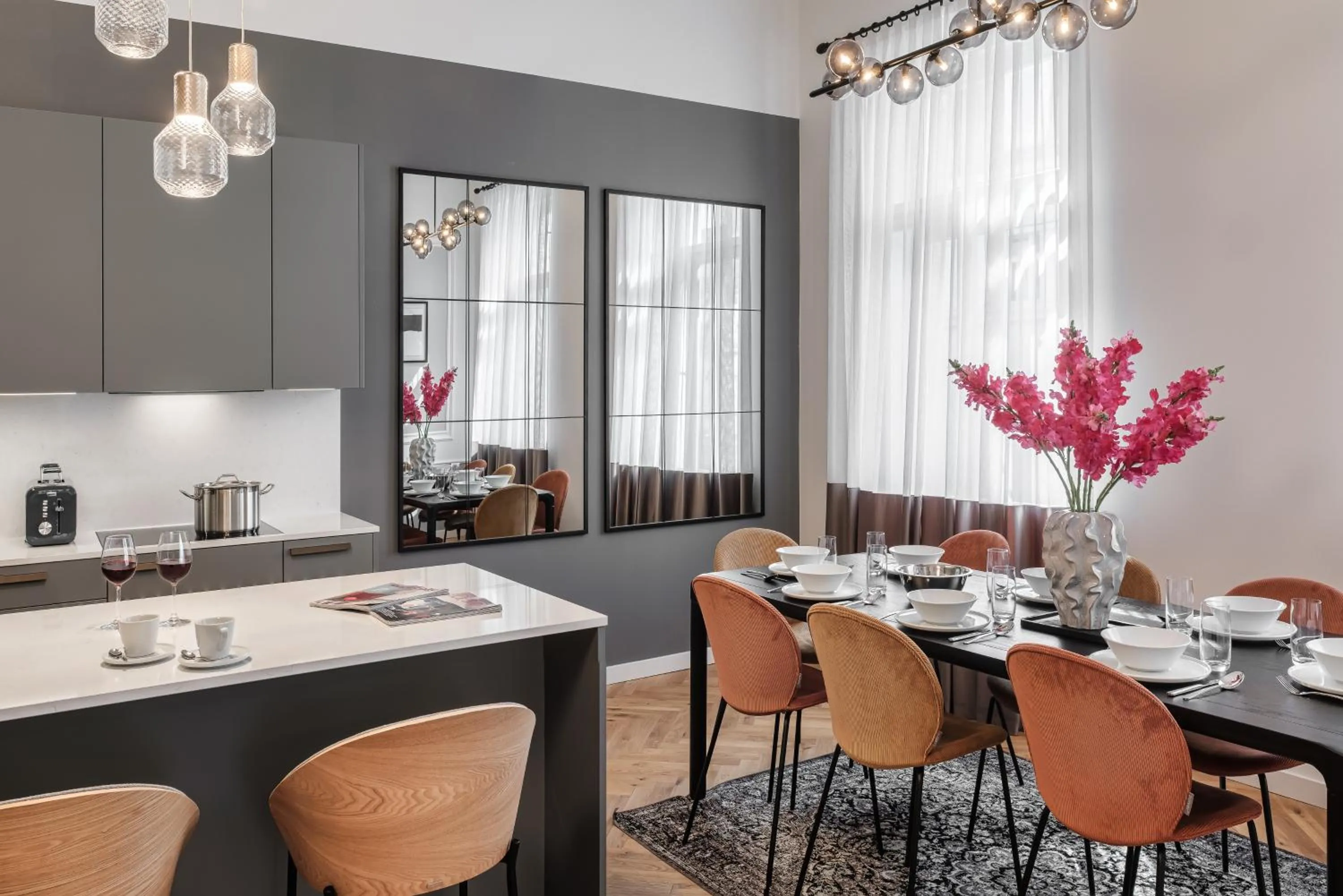 Kitchen or kitchenette in River Dance Suites by Adrez