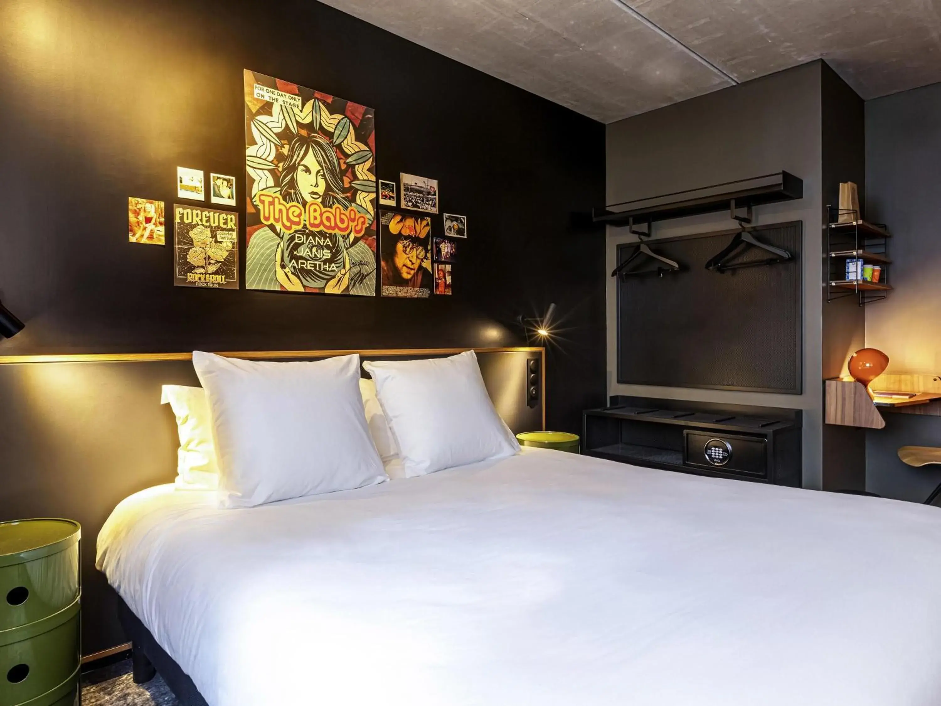 Bedroom, Bed in ibis Styles Paris Villejuif Bedroom, Bed in ibis Styles Paris Villejuif