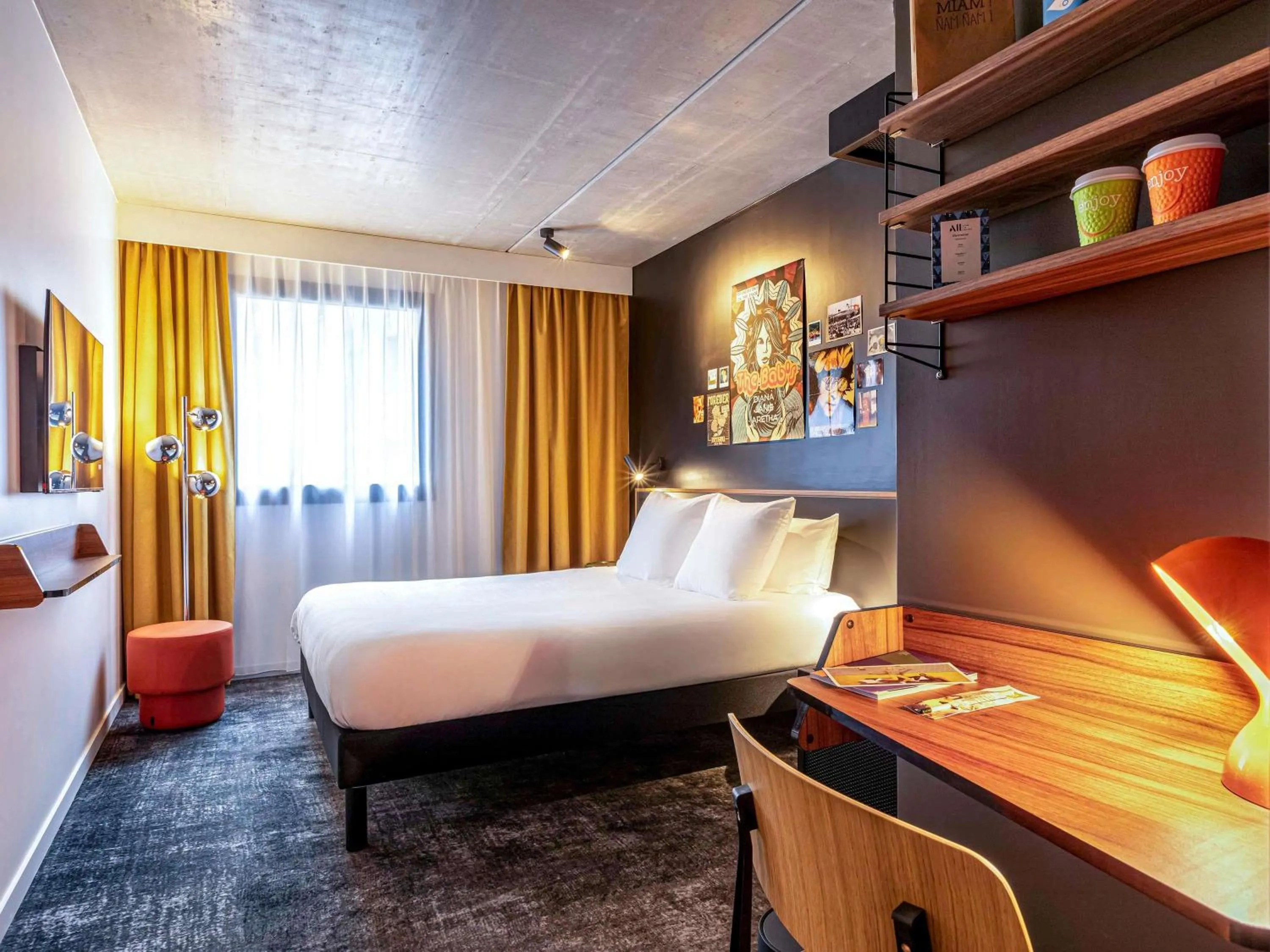 Bedroom, Bed in ibis Styles Paris Villejuif