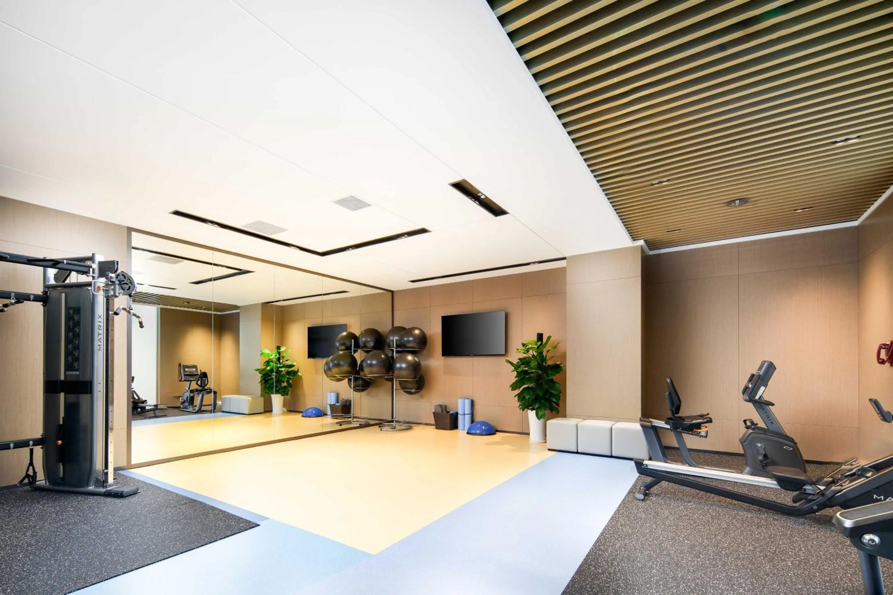 Fitness centre/facilities in Novotel Nanjing Airport