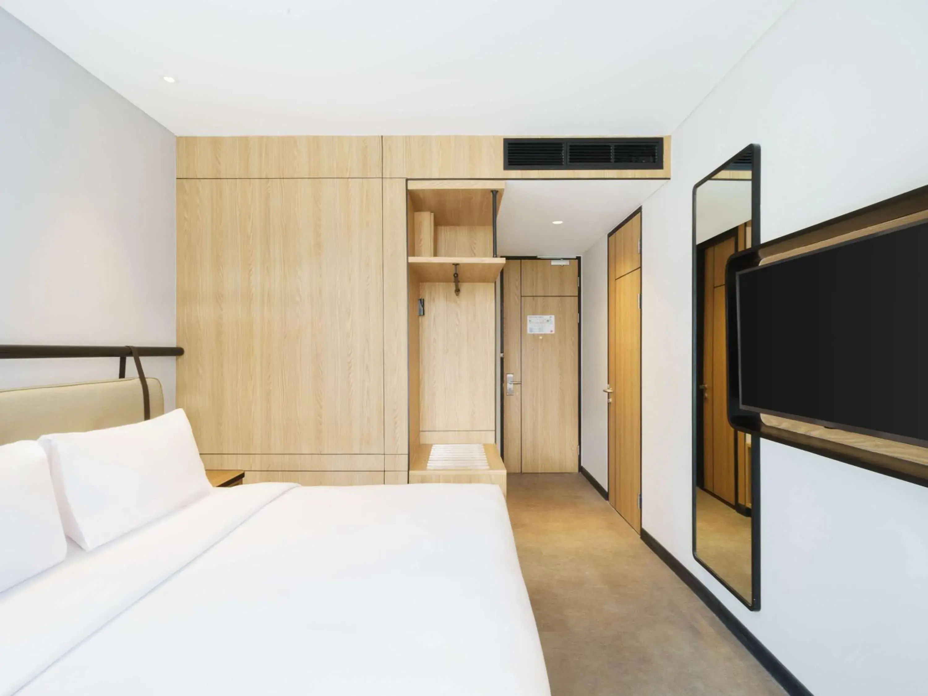 Bedroom, Bed in ibis Jakarta Raden Saleh Bedroom, Bed in ibis Jakarta Raden Saleh