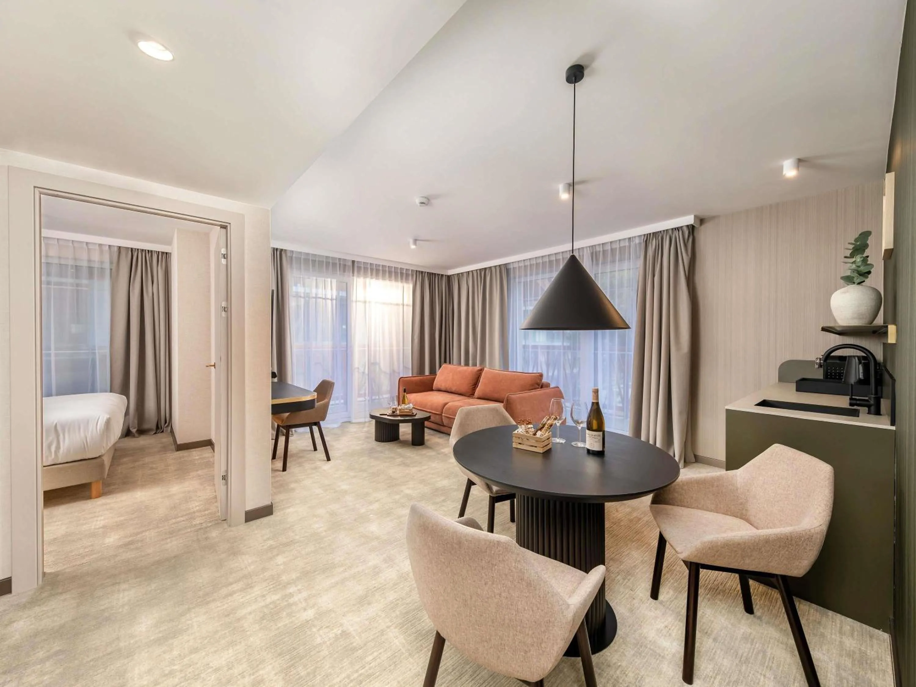 Bedroom, Bed in Mövenpick Resort & Spa Karpacz