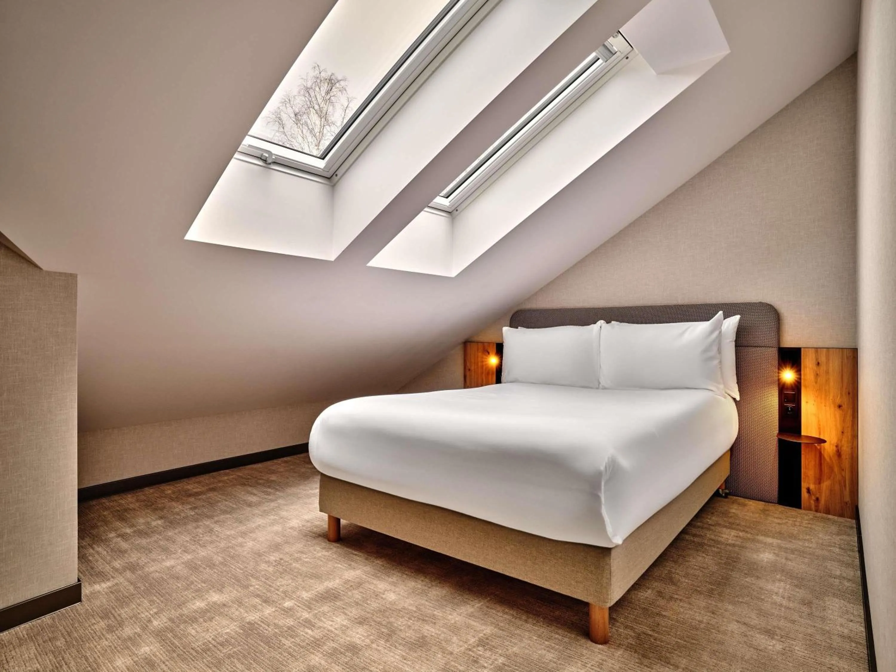 Bedroom, Bed in Mövenpick Resort & Spa Karpacz