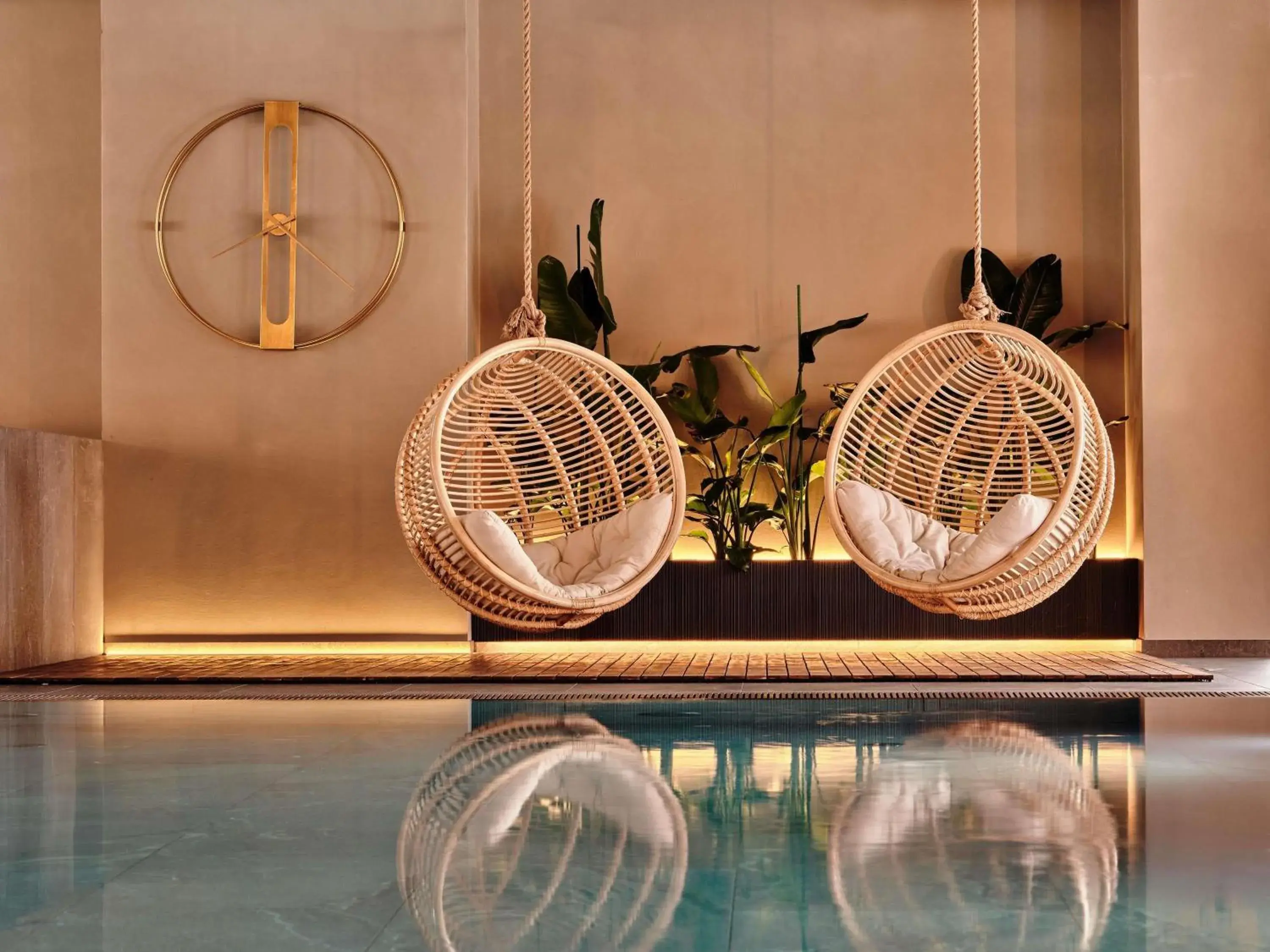 Pool view in Mövenpick Resort & Spa Karpacz Pool view in Mövenpick Resort & Spa Karpacz