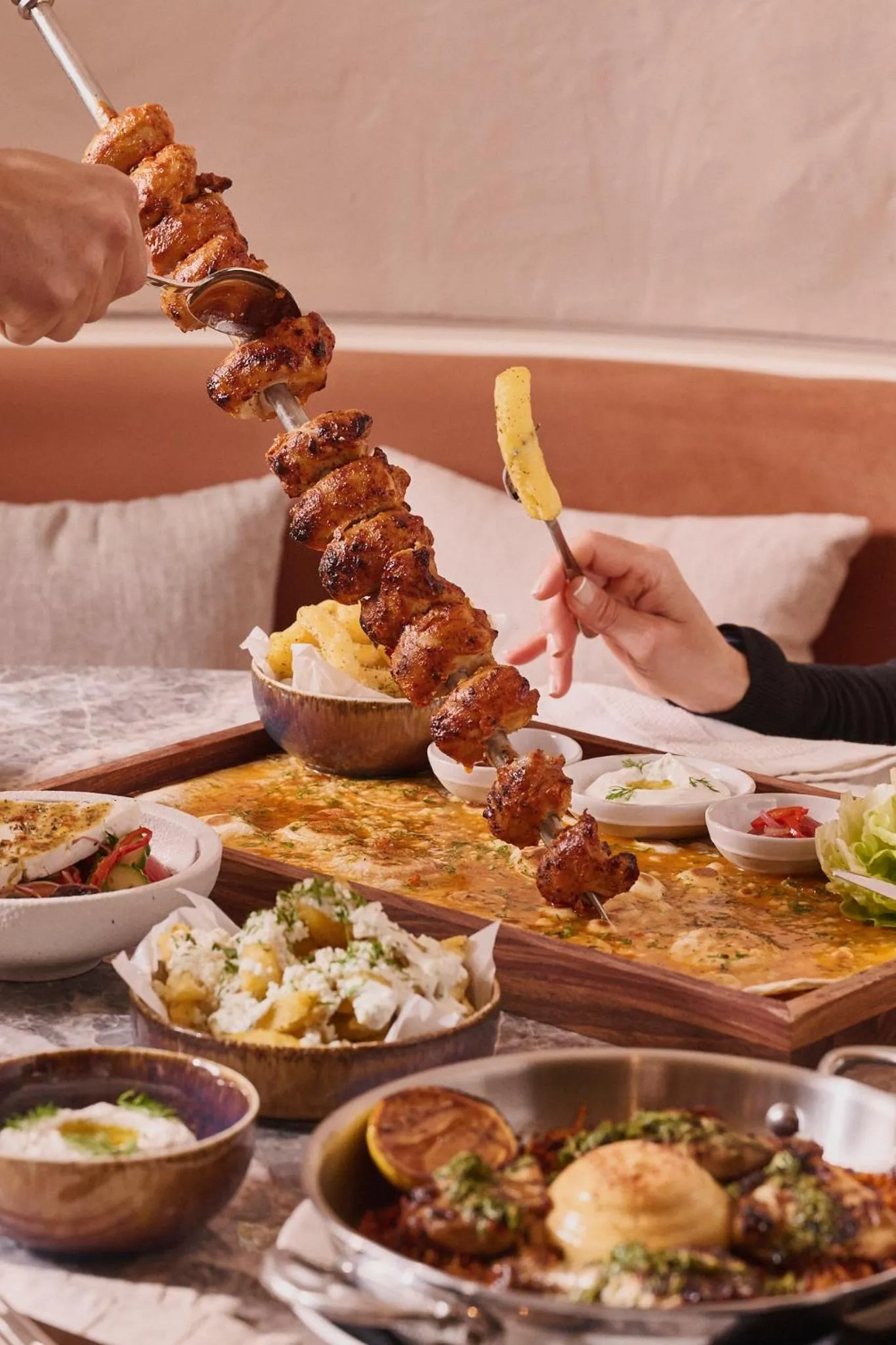 Restaurant/places to eat in Novotel Riyadh Sahafa