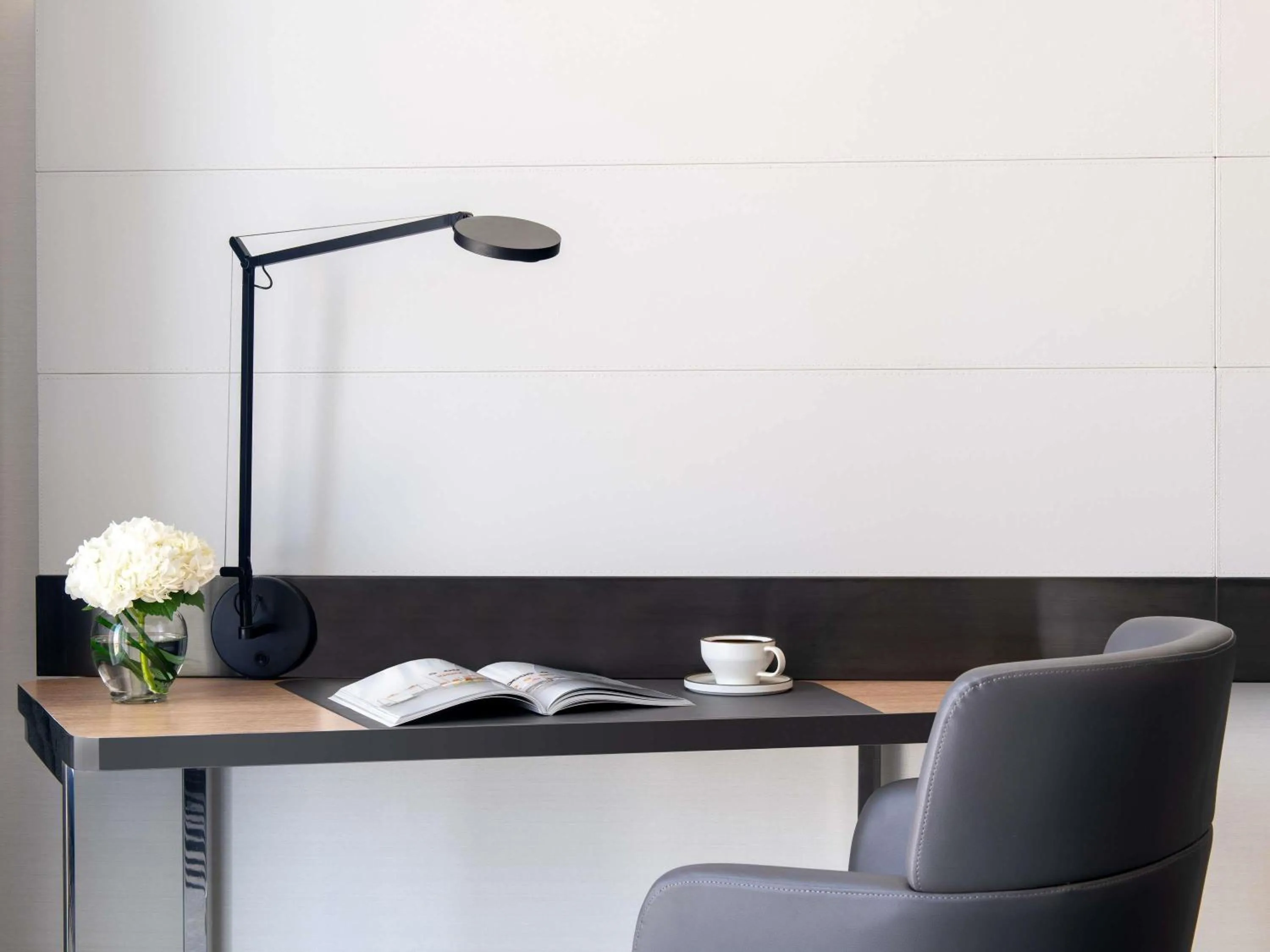 Bedroom in Novotel Riyadh Sahafa