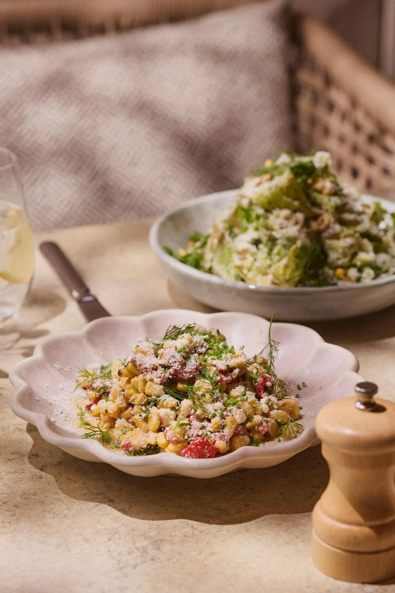 Restaurant/places to eat in Novotel Riyadh Sahafa