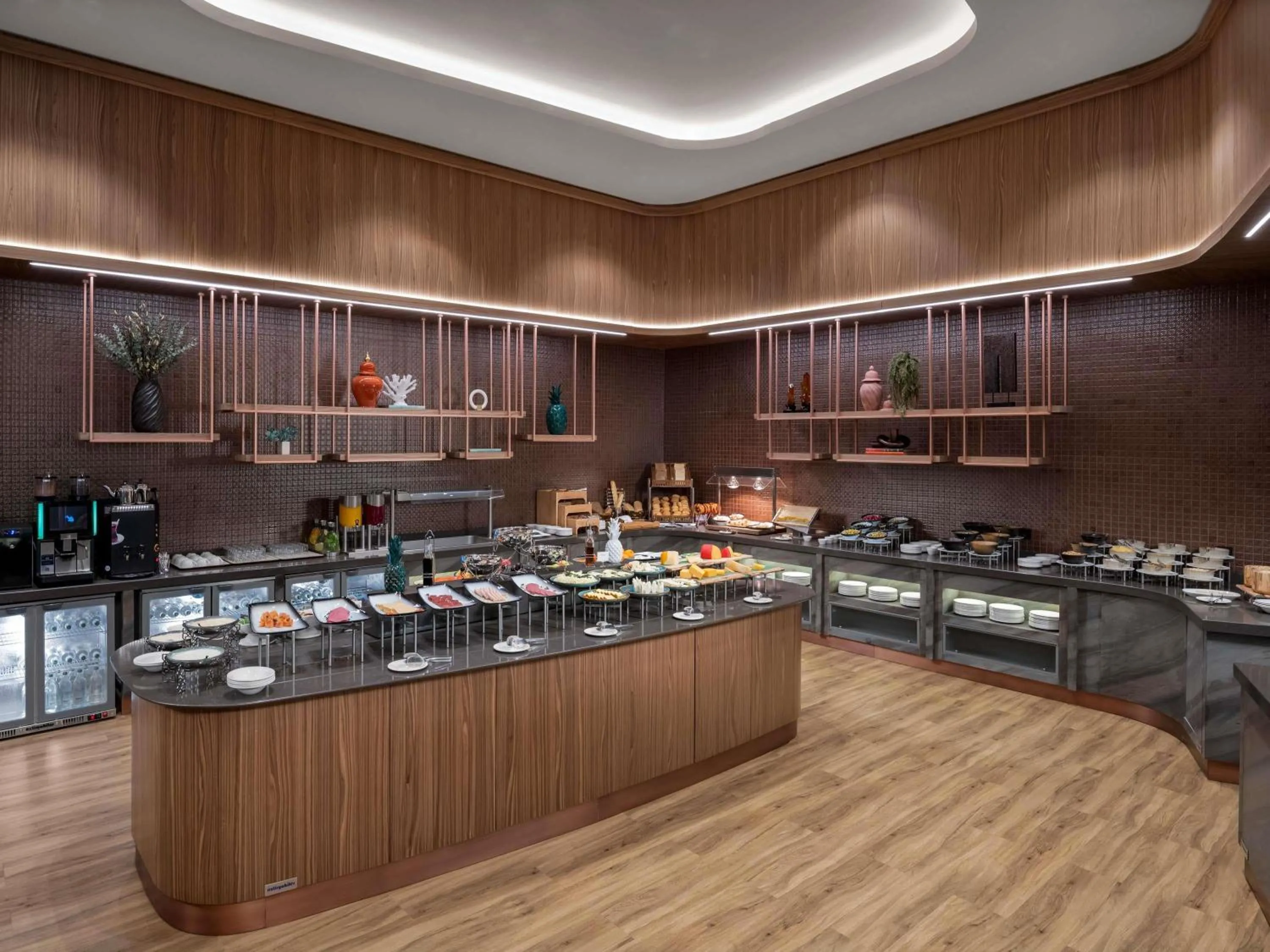 Restaurant/places to eat in Mövenpick Living Istanbul Saklivadi