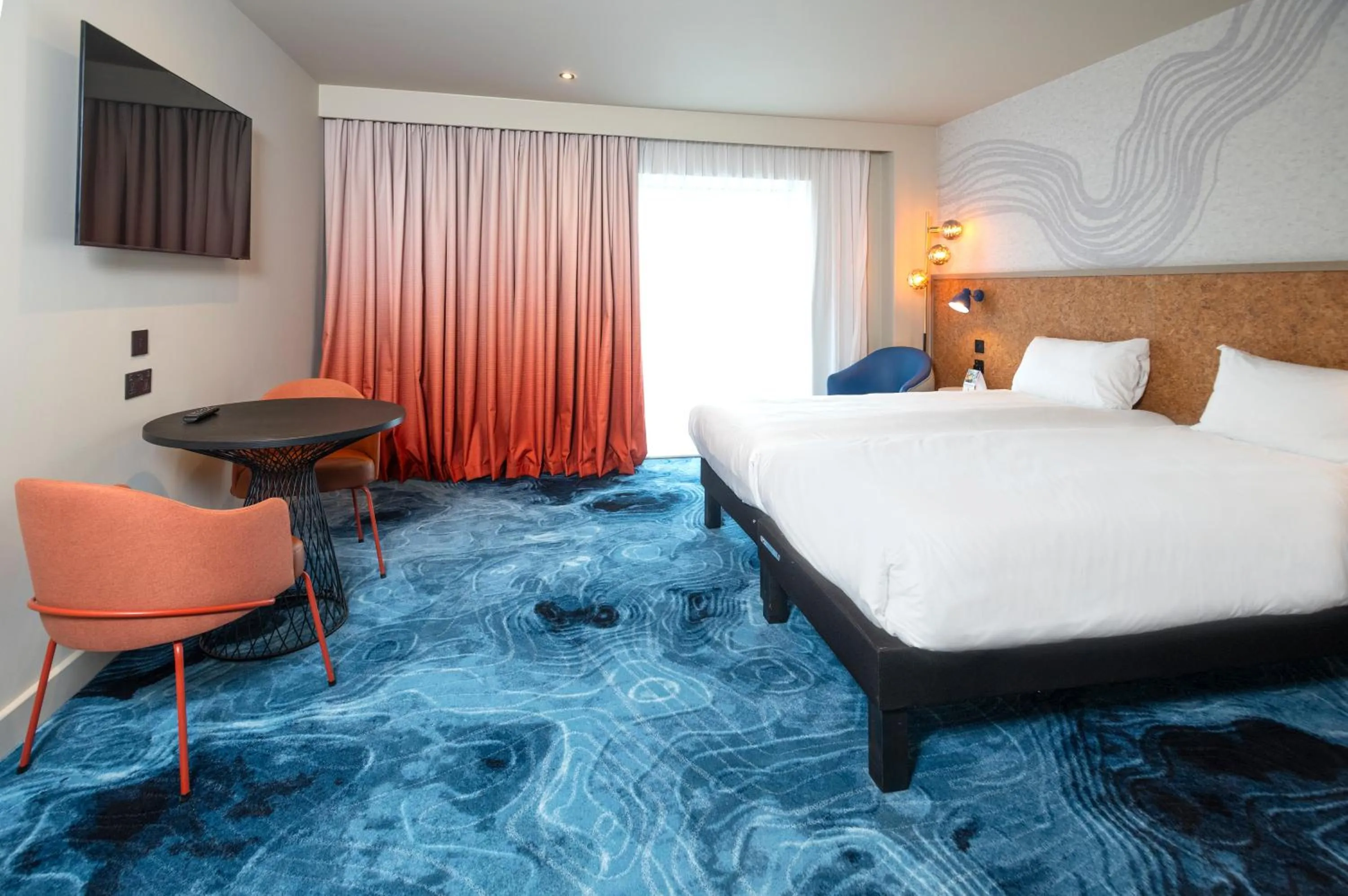 Photo of the whole room, Bed in ibis Styles Burton On Trent