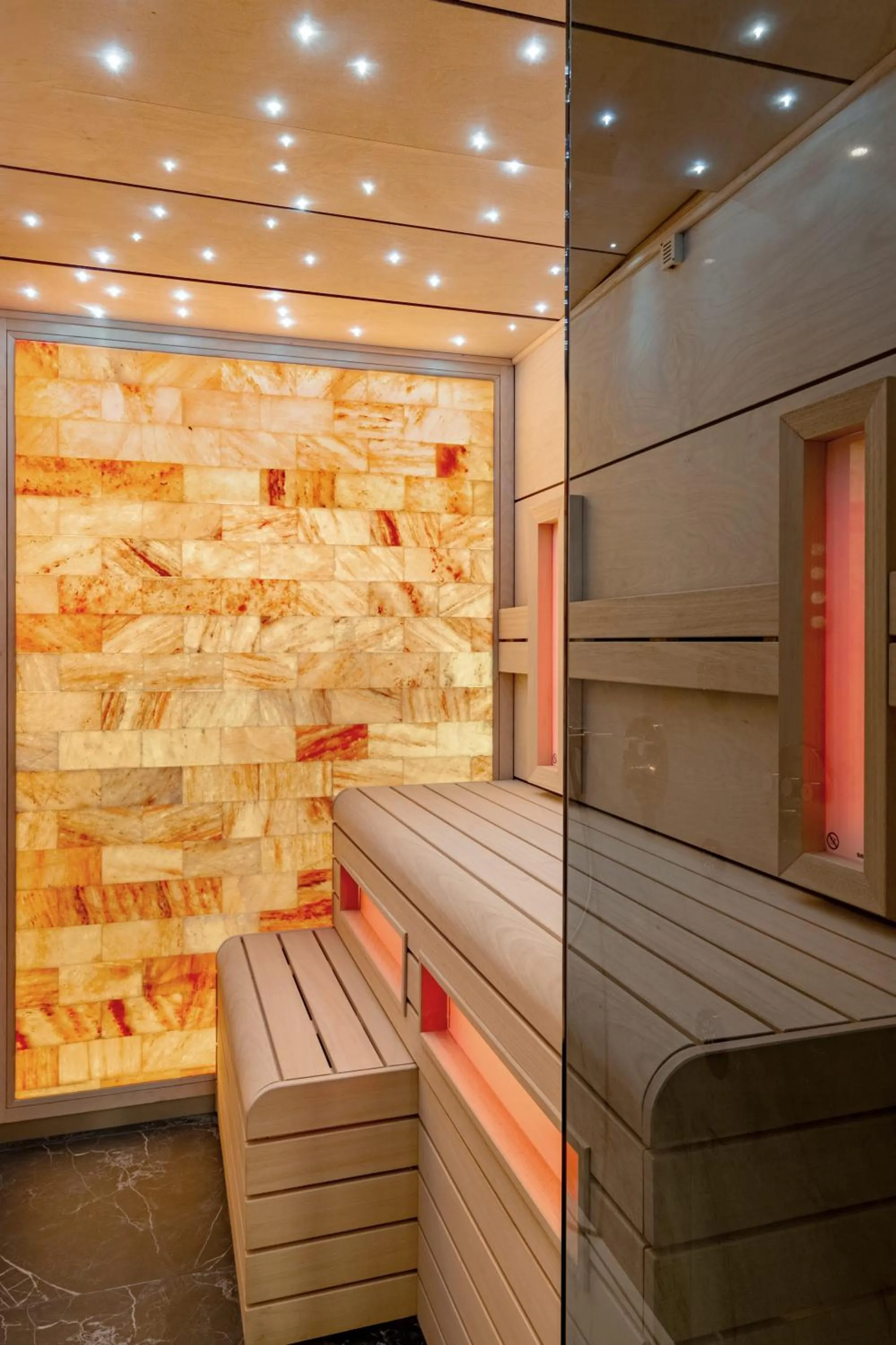 Sauna in Casa Faraona Luxury Residences
