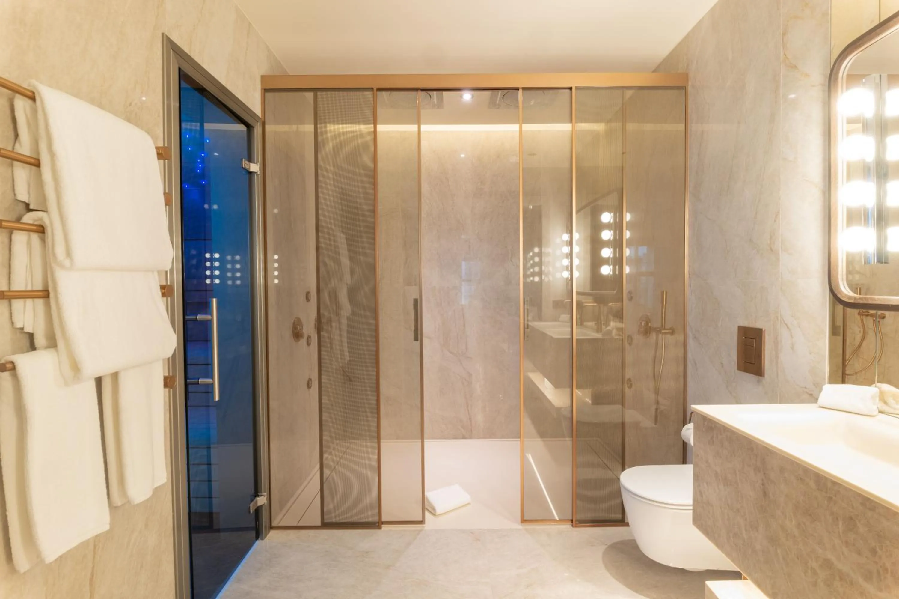 Shower in Casa Faraona Luxury Residences
