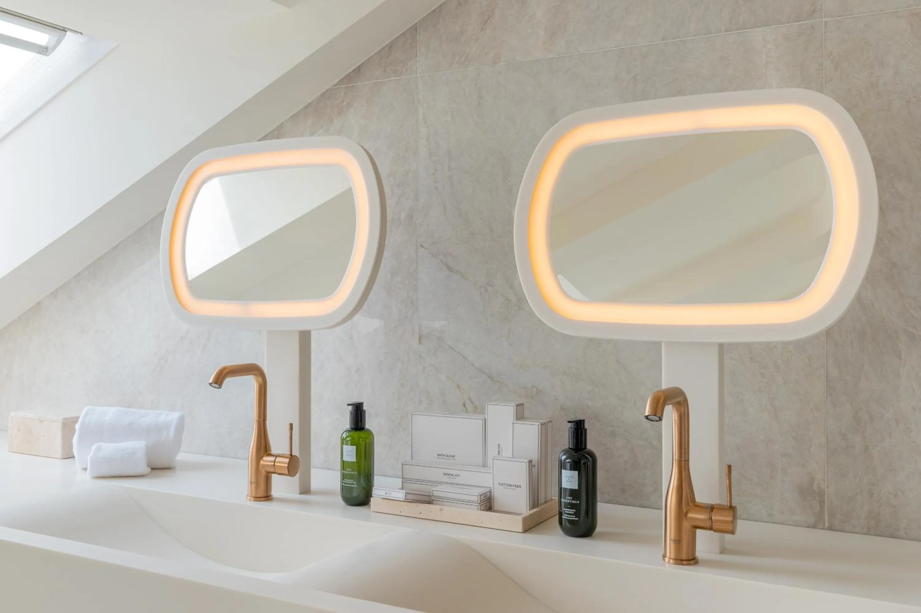 Bathroom in Casa Faraona Luxury Residences