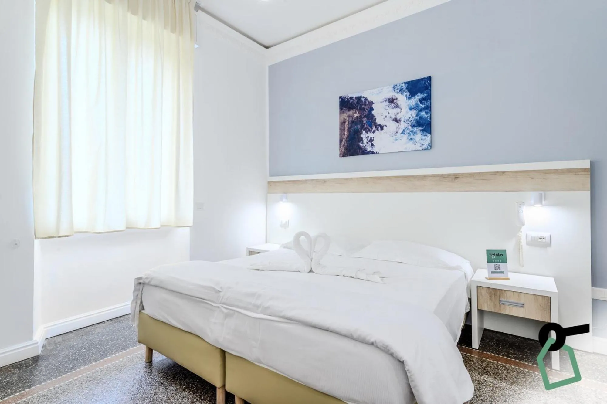 Deluxe Double Room with Side Sea View in Hotiday Room Collection - Rapallo