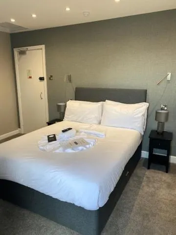 Bed in The Lowther Hotel