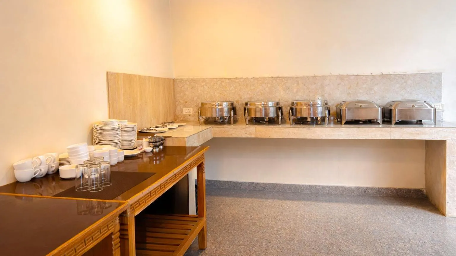 Restaurant/places to eat in Sumitel Sonam Lachung