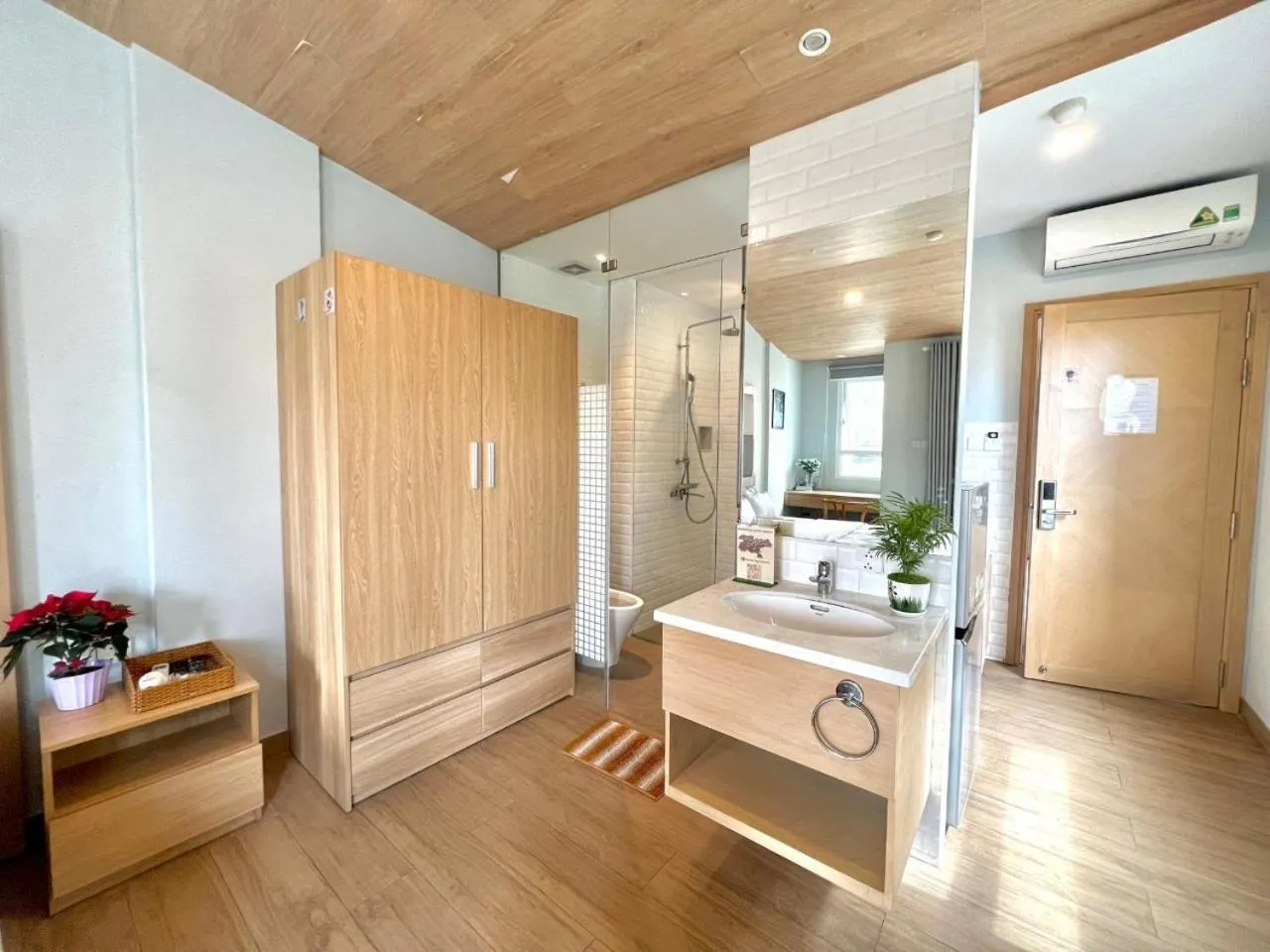 7 Apartment