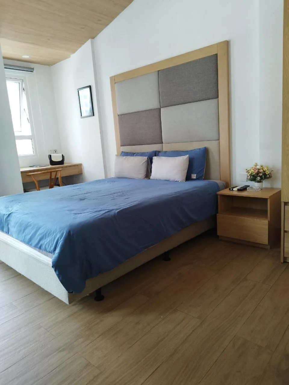 Bed in 7 Apartment