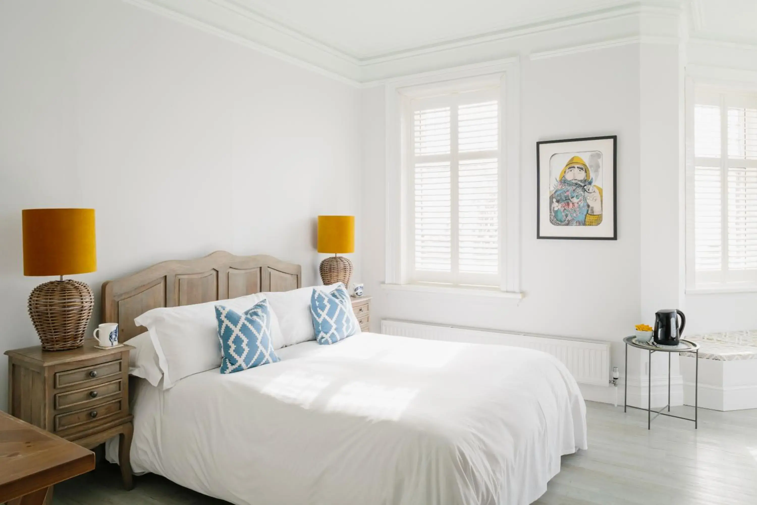 Deluxe Queen Room in Merchants Manor Spa Deluxe Queen Room in Merchants Manor Spa