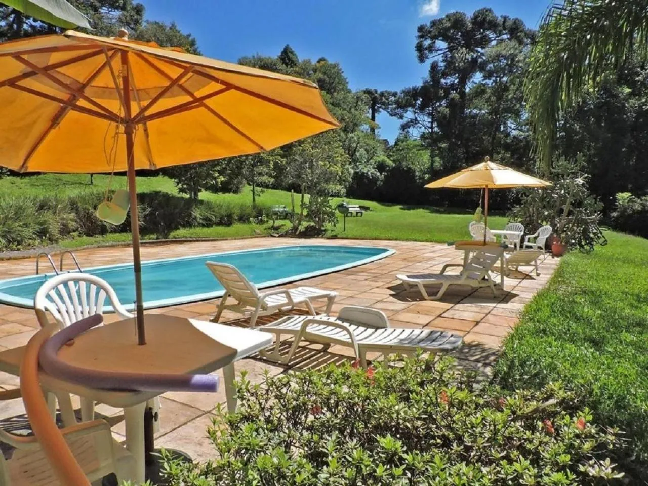 Swimming pool in Verona Parque Hotel