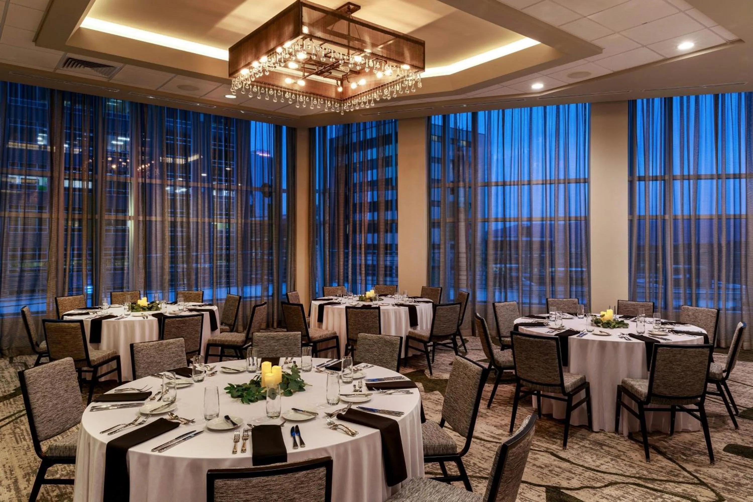 Meeting/conference room in Renaissance Allentown Hotel