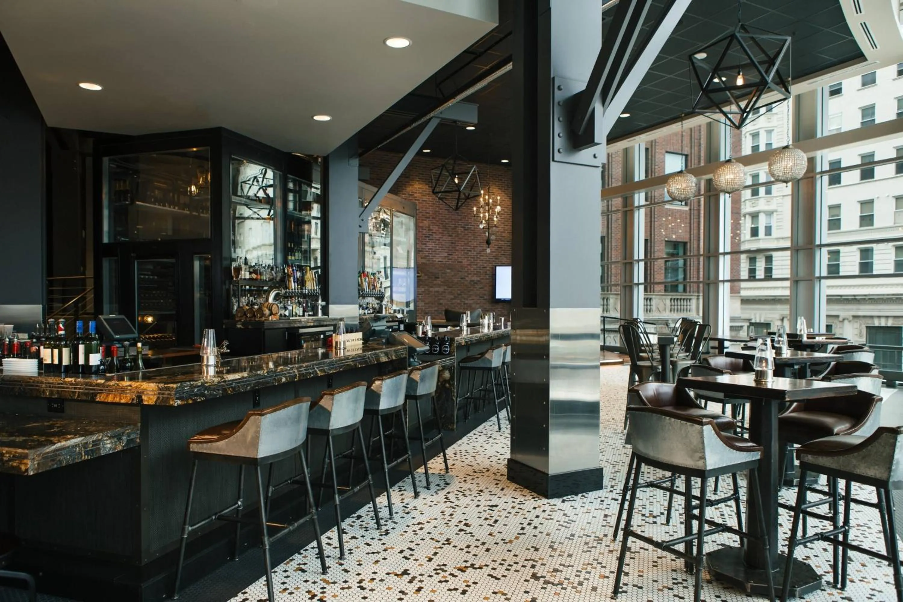 Lounge or bar in Renaissance Allentown Hotel