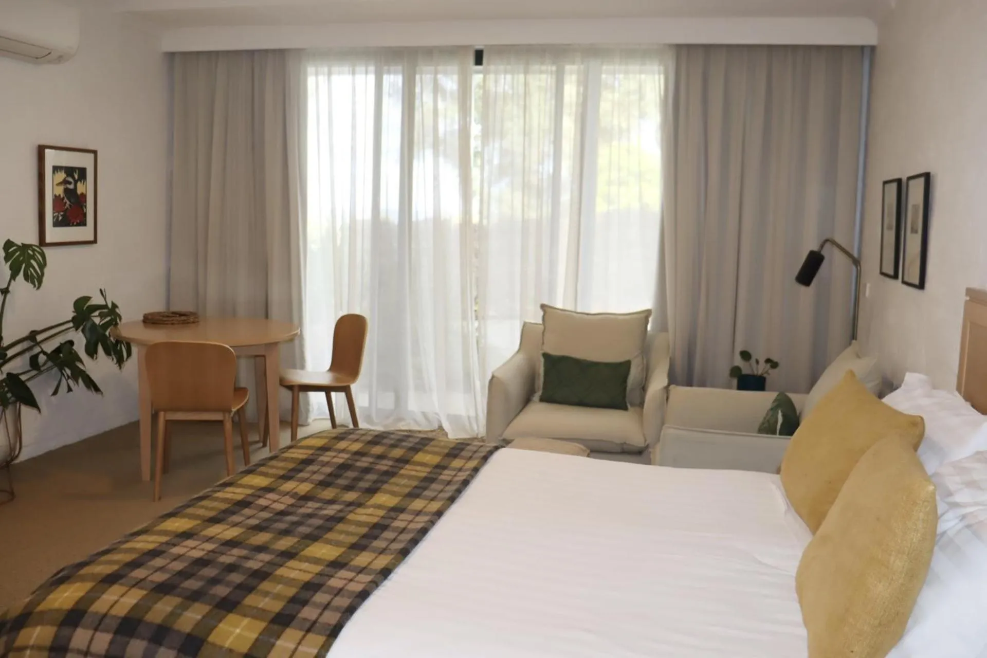 Bed in Lorne Surf Apartments