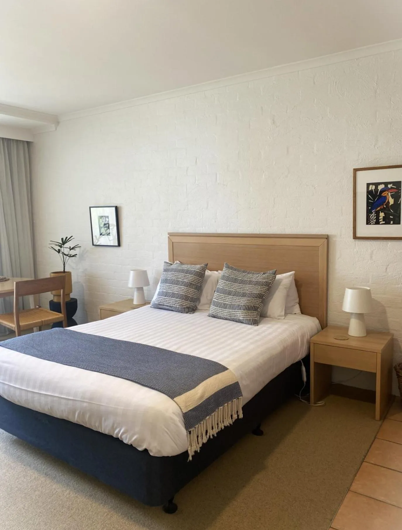 Bed in Lorne Surf Apartments