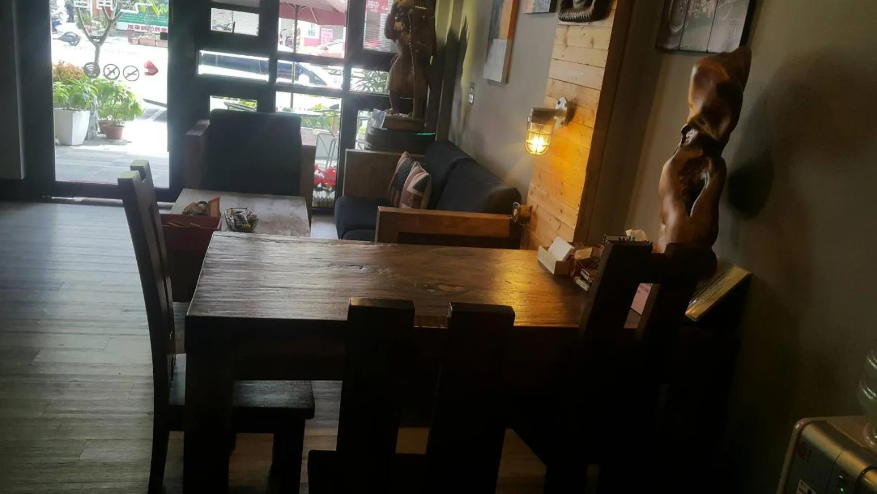 Communal lounge/ TV room, Dining Area in Corner House