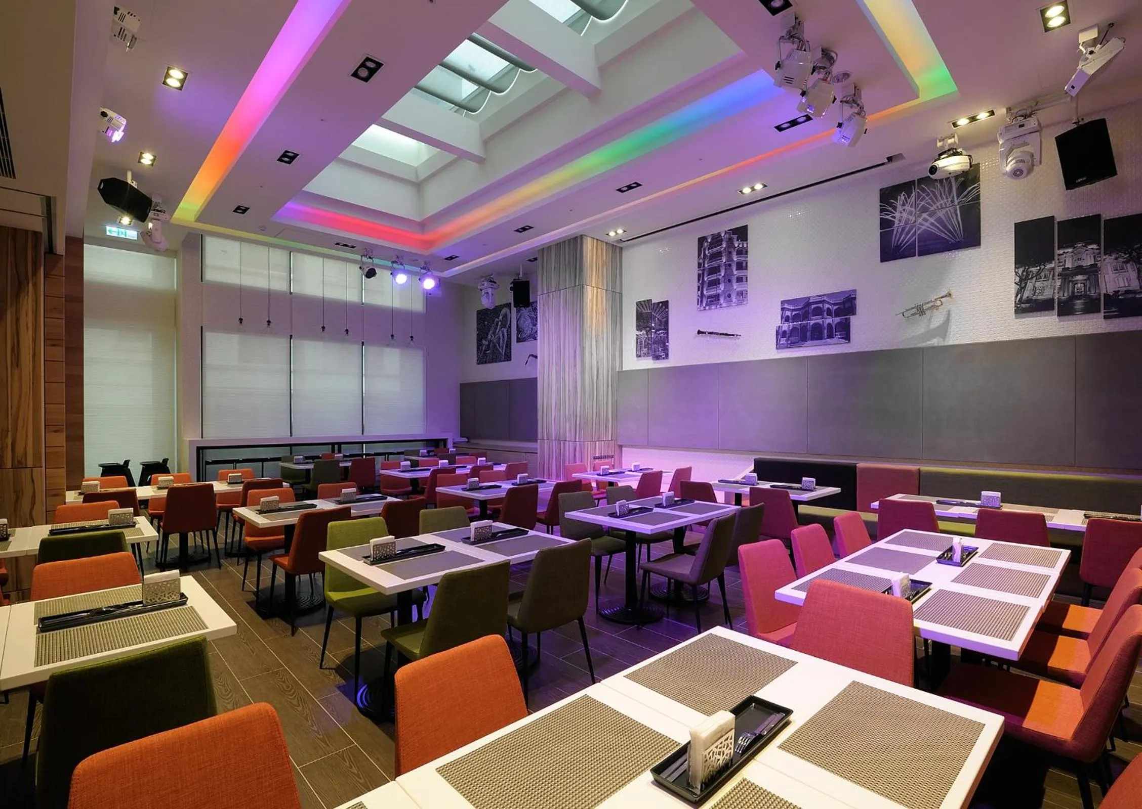 Decorative detail in Golden Tulip Glory Fine Hotel