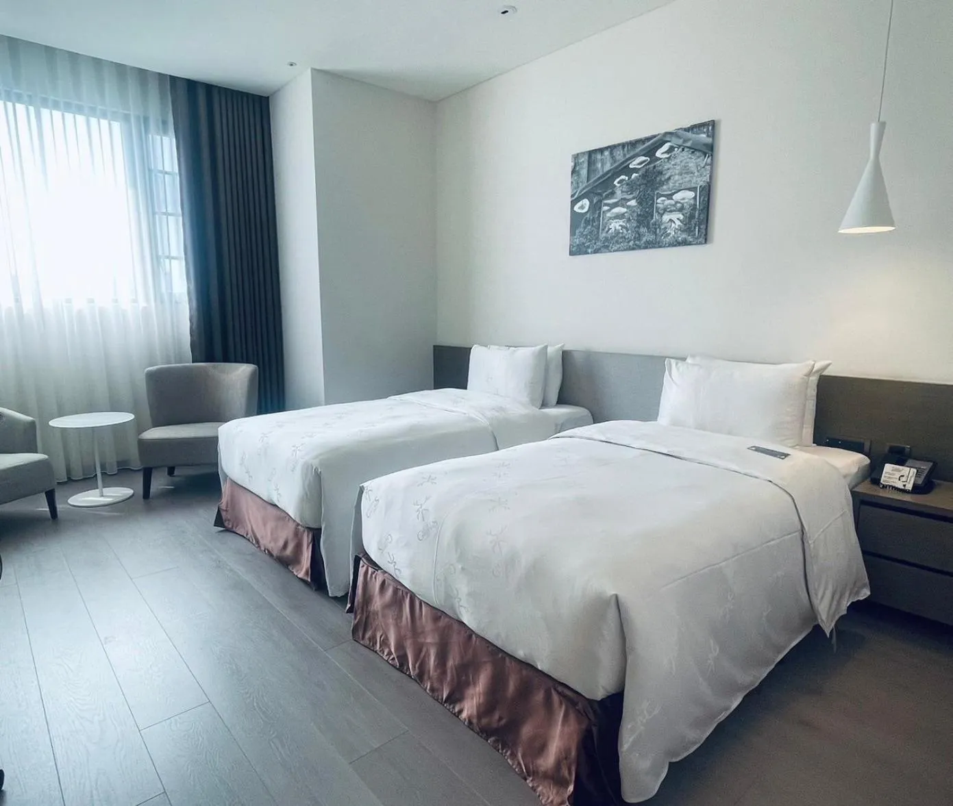 Bedroom, Bed in Golden Tulip Glory Fine Hotel