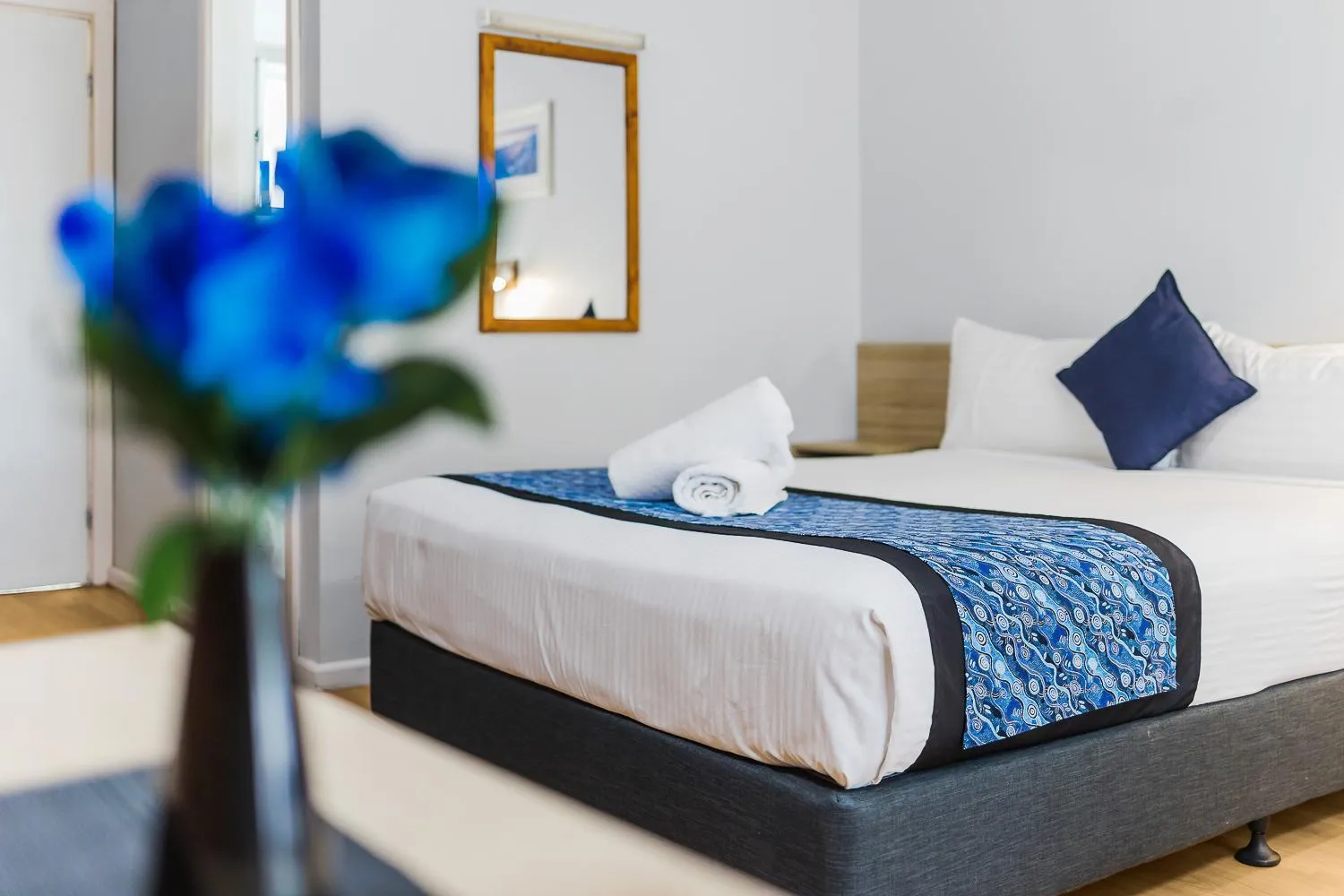 Bed in Castlereagh Motor Inn