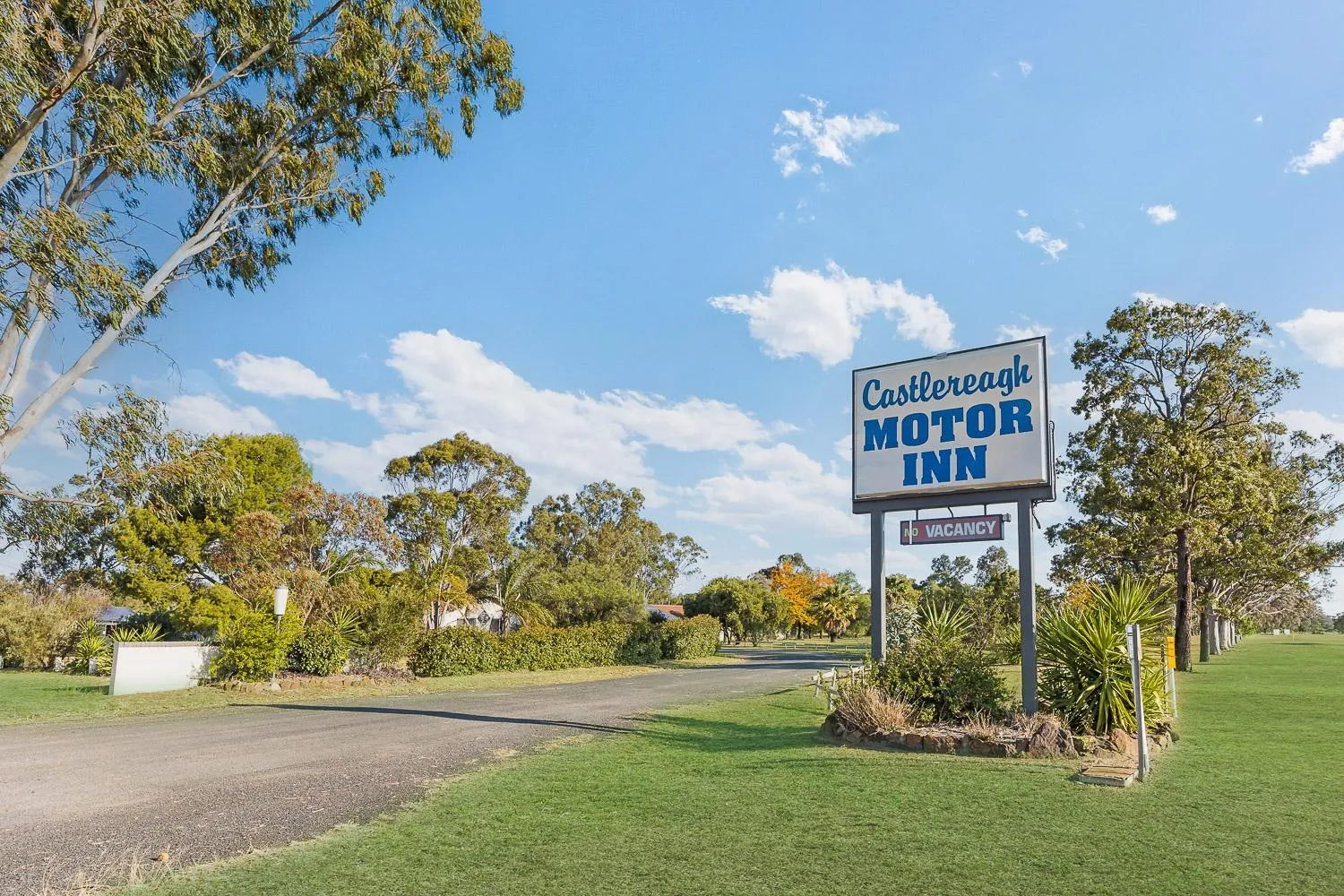 Castlereagh Motor Inn