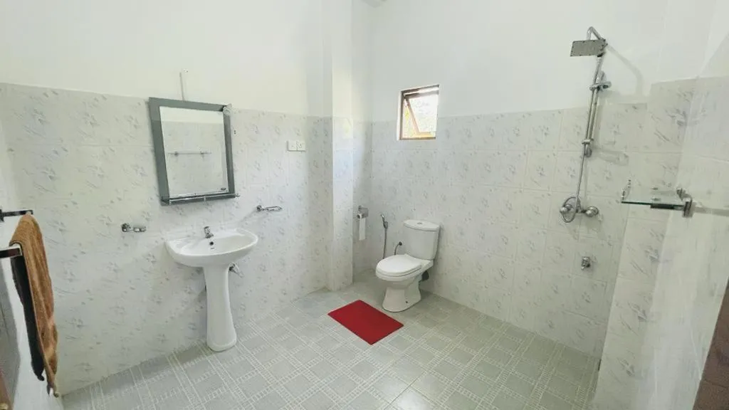 Bathroom in Sunny Mood Guest House