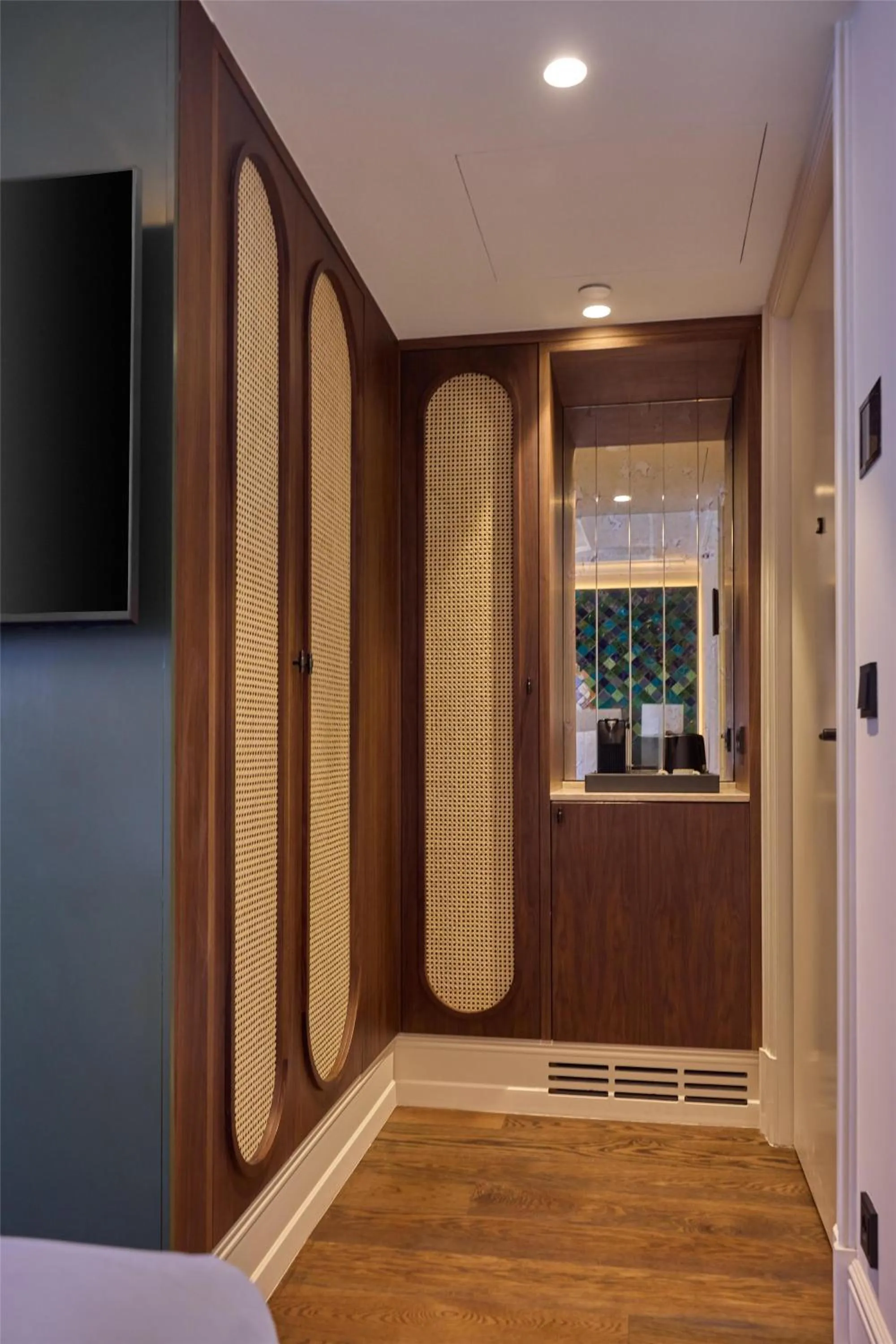 Photo of the whole room in DUO Hotel Lisbon, Curio Collection by Hilton