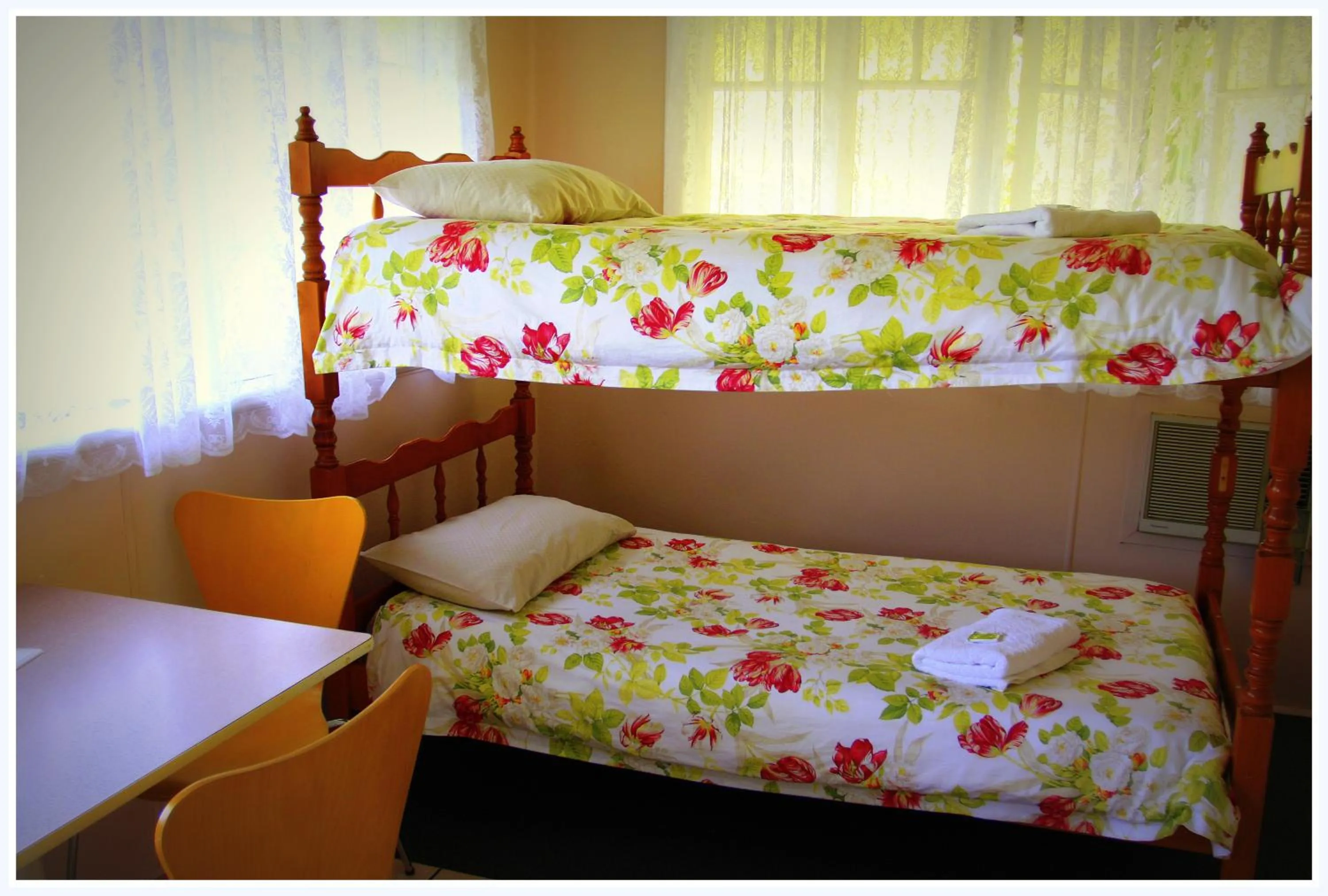 Studio Apartment in Coral Lodge Bed and Breakfast Inn