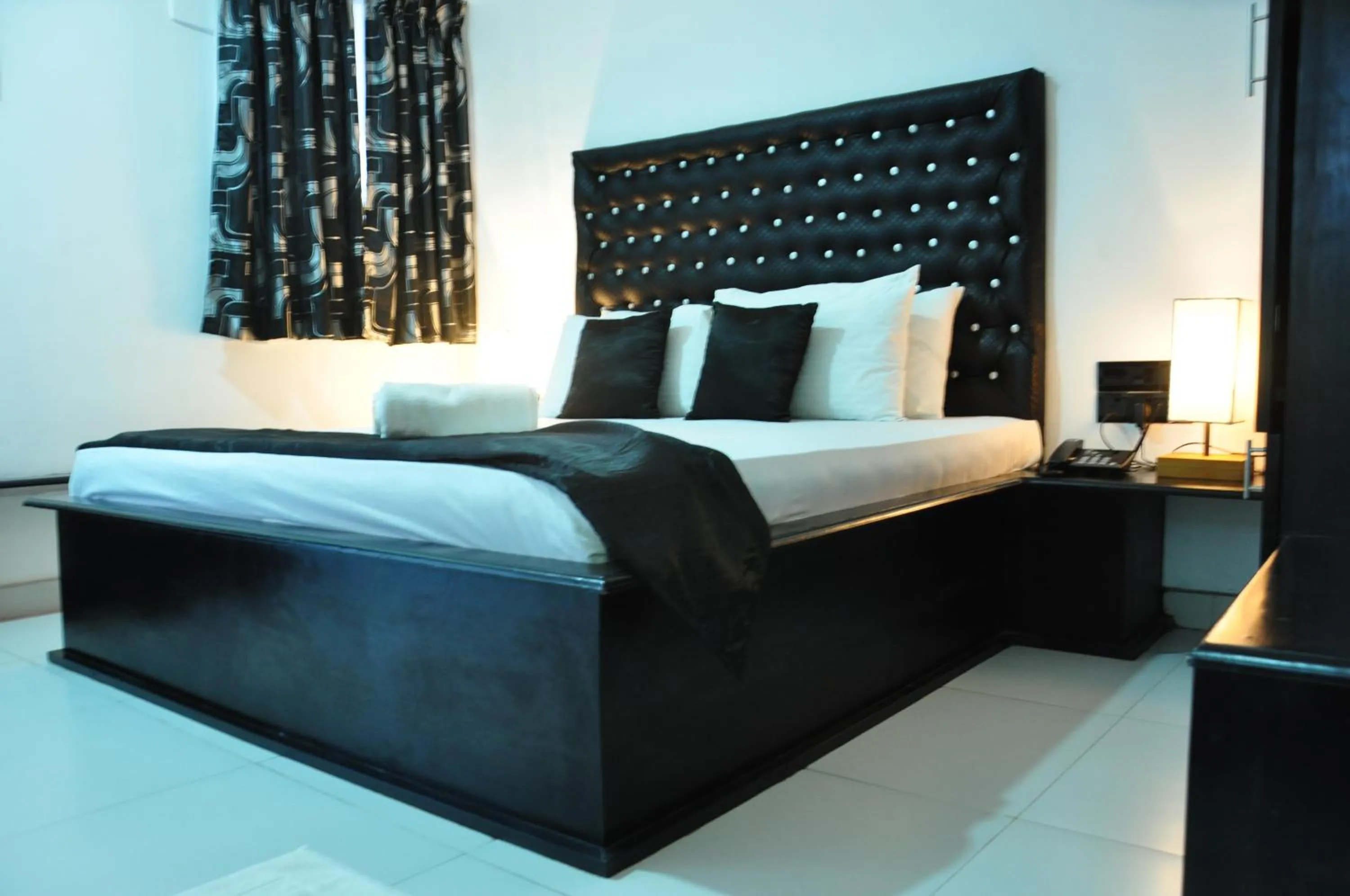 Bed in Villa Hotel
