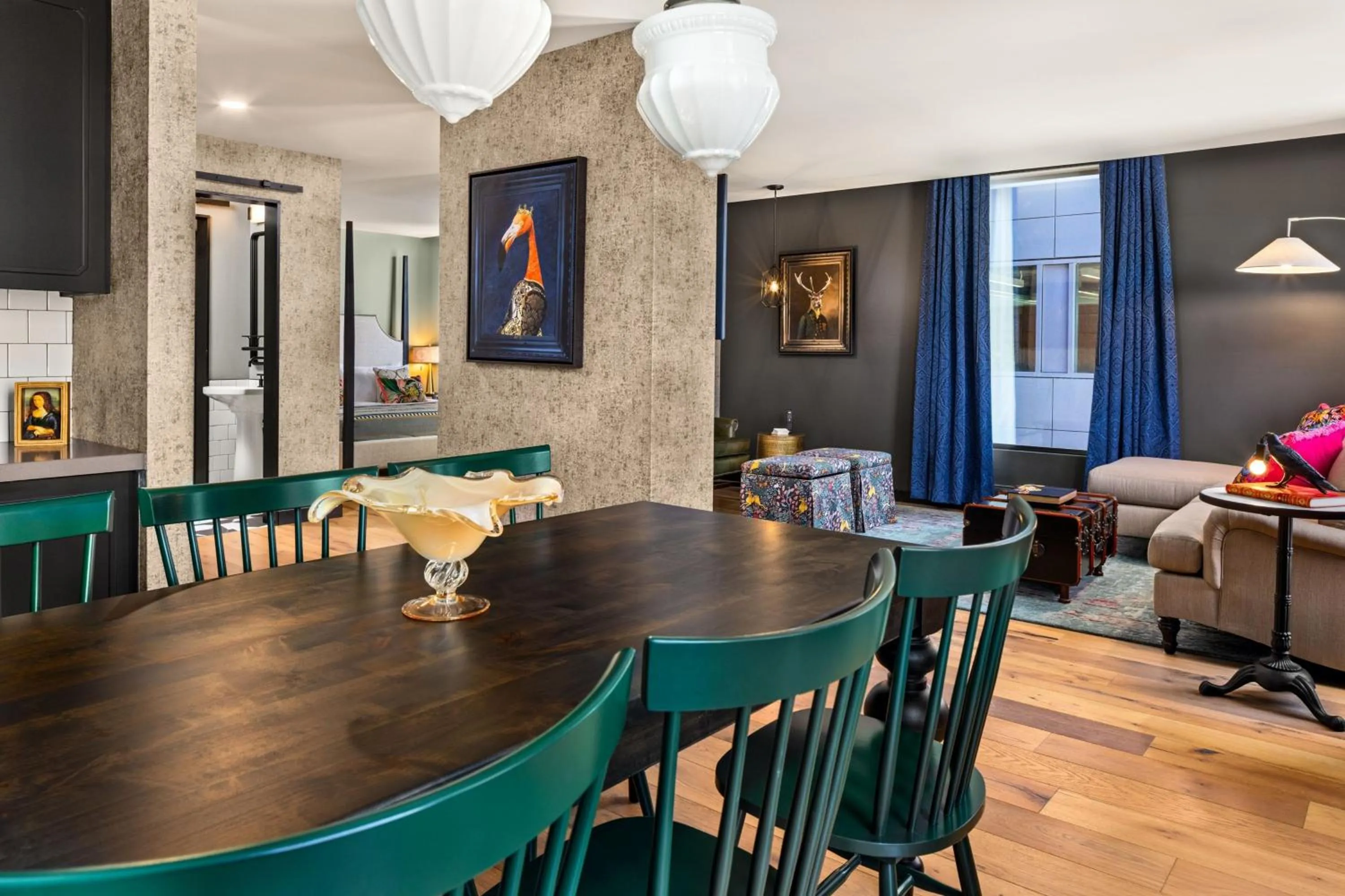 Photo of the whole room in Moxy Madison Downtown