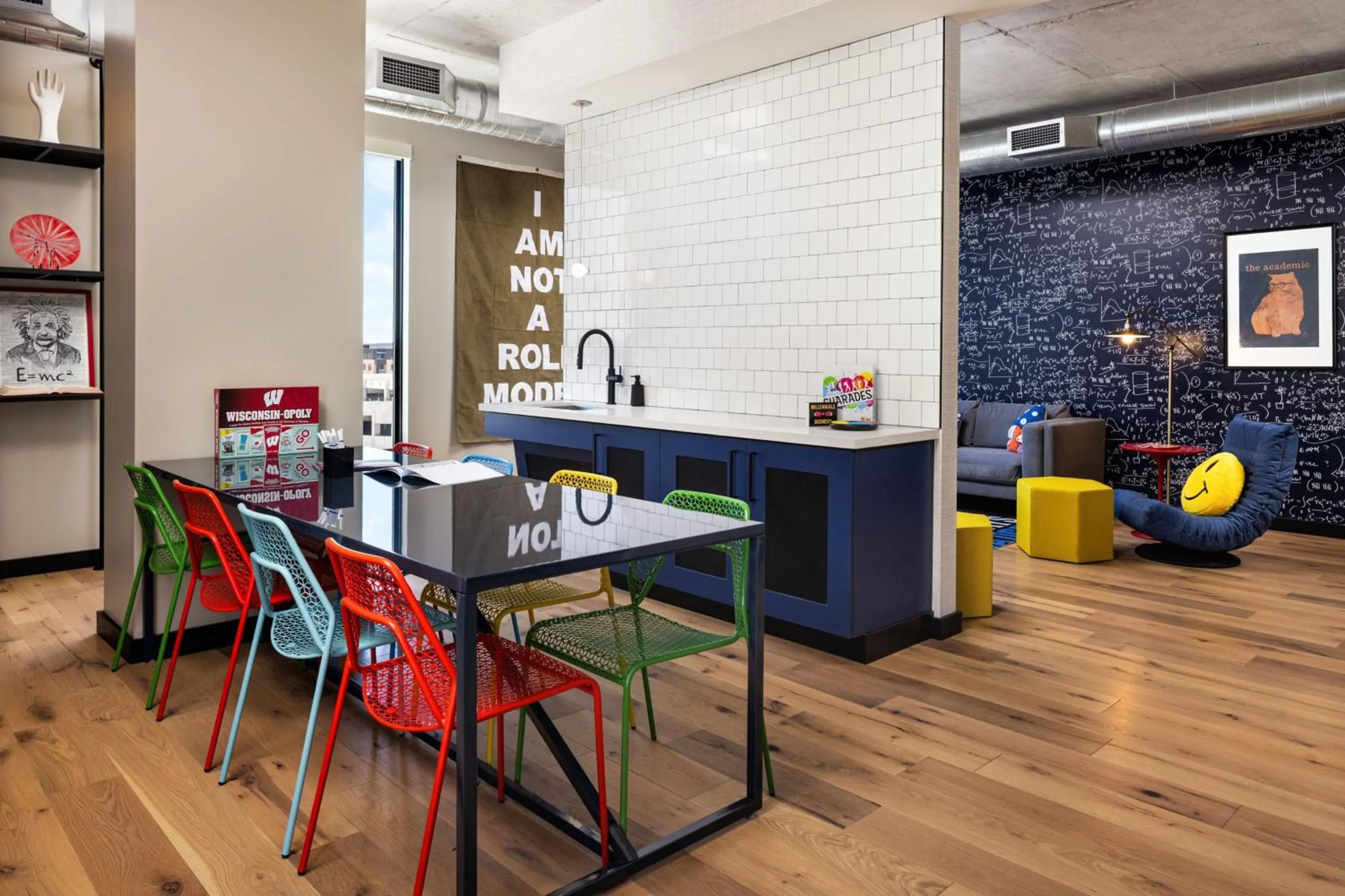 Photo of the whole room in Moxy Madison Downtown