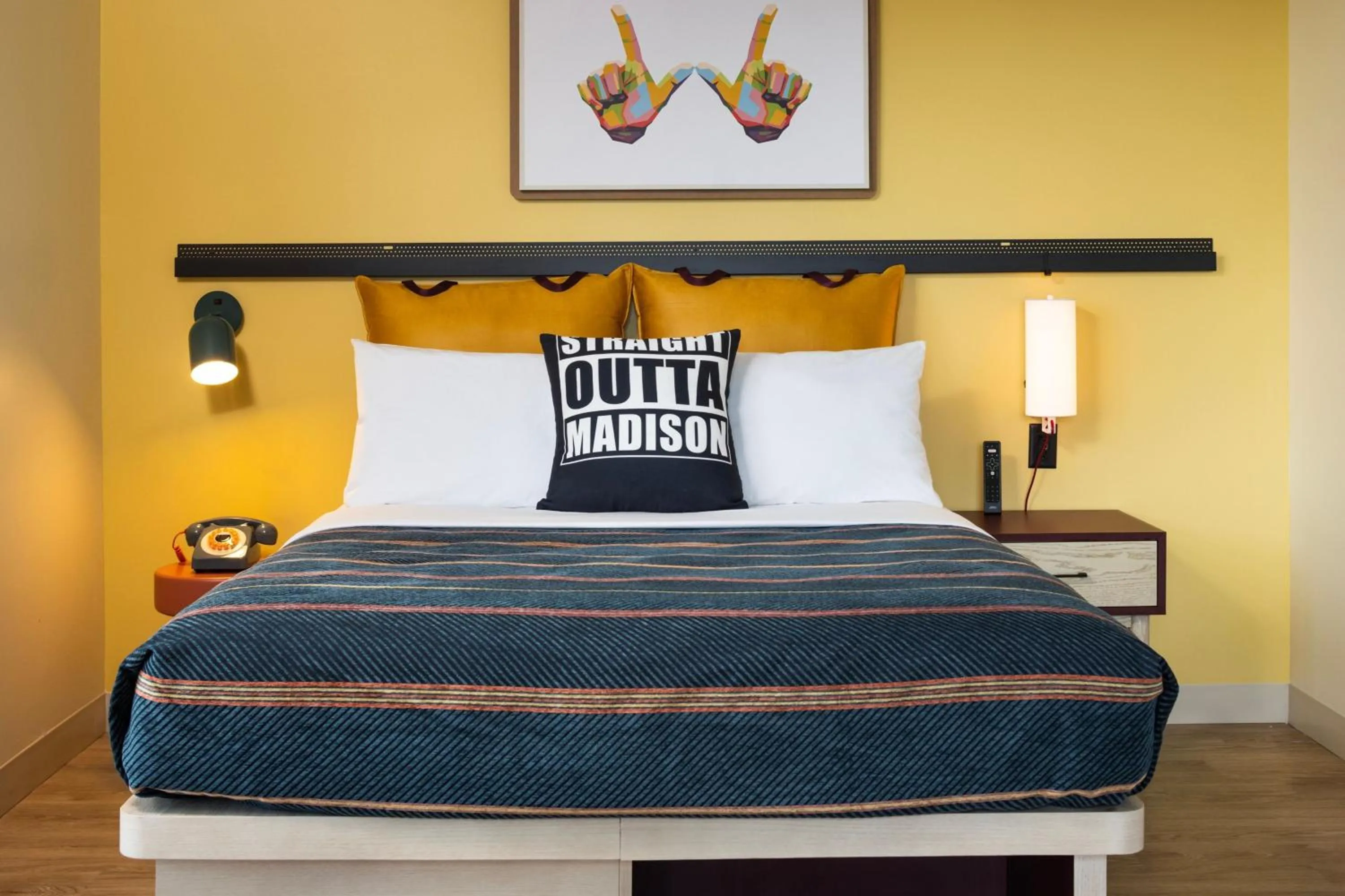 Photo of the whole room, Bed in Moxy Madison Downtown