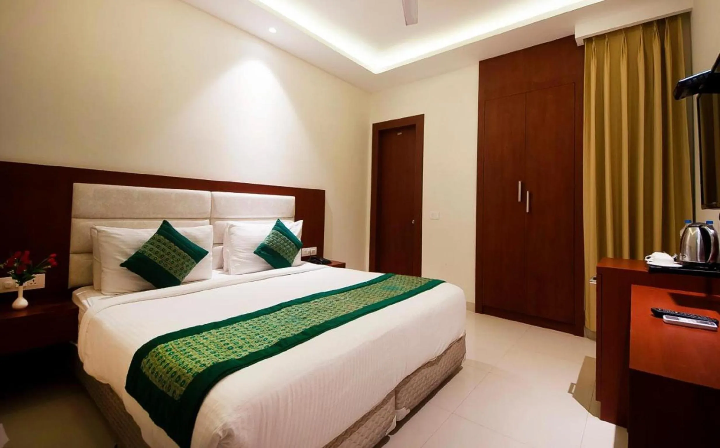 Bedroom, Bed in Hotel Z Suites with FREE Airport Drop