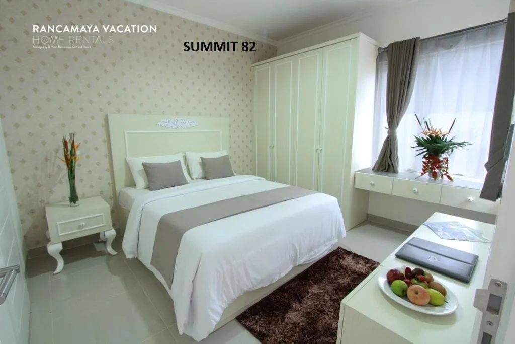 Bed in R Hotel Rancamaya