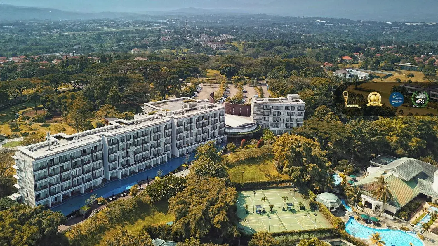 Property building in R Hotel Rancamaya Property building in R Hotel Rancamaya