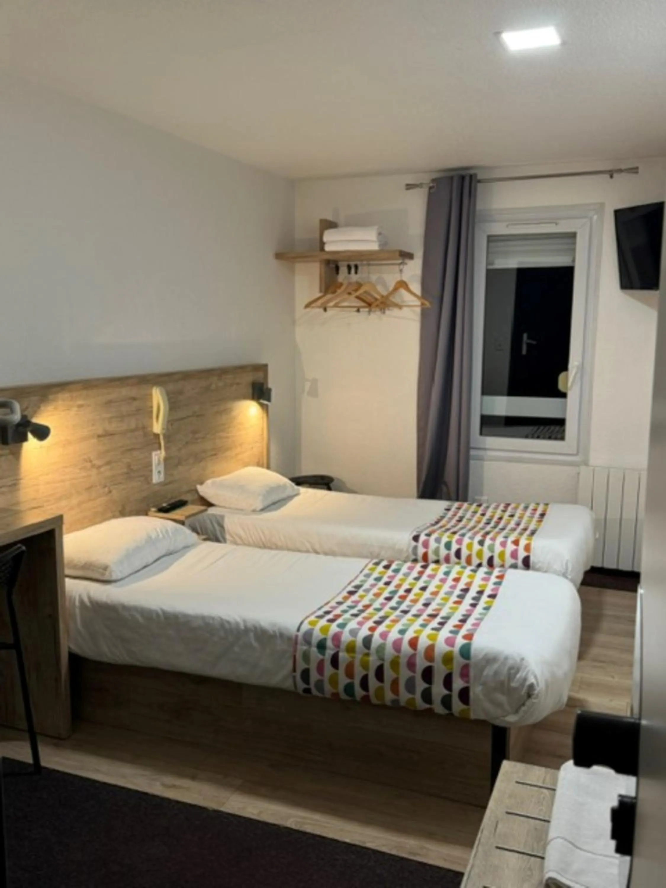 Bed in my HOTEL Bordeaux