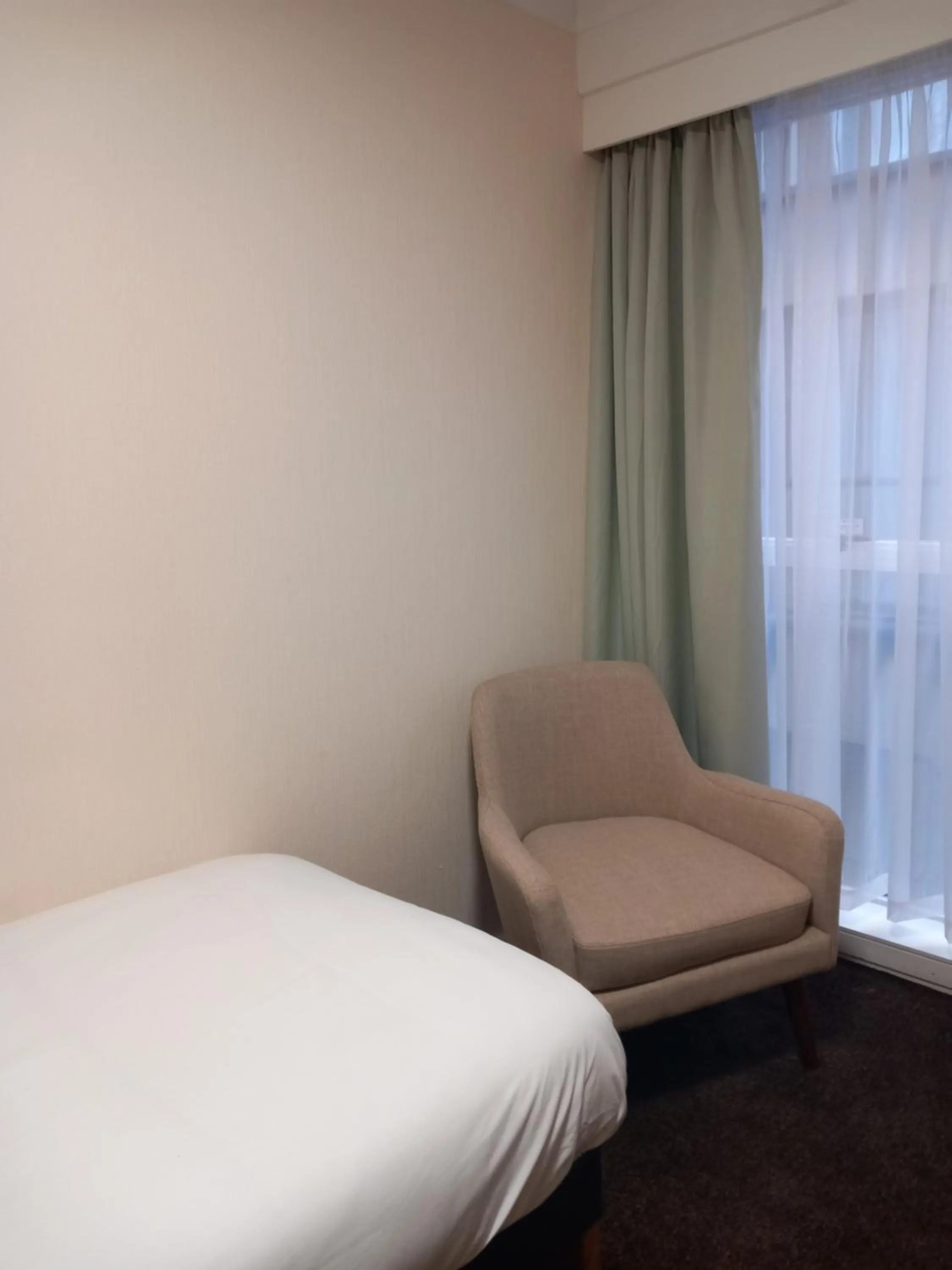 Bedroom, Bed in Britannia Hotel Birmingham New Street Station Birmingham