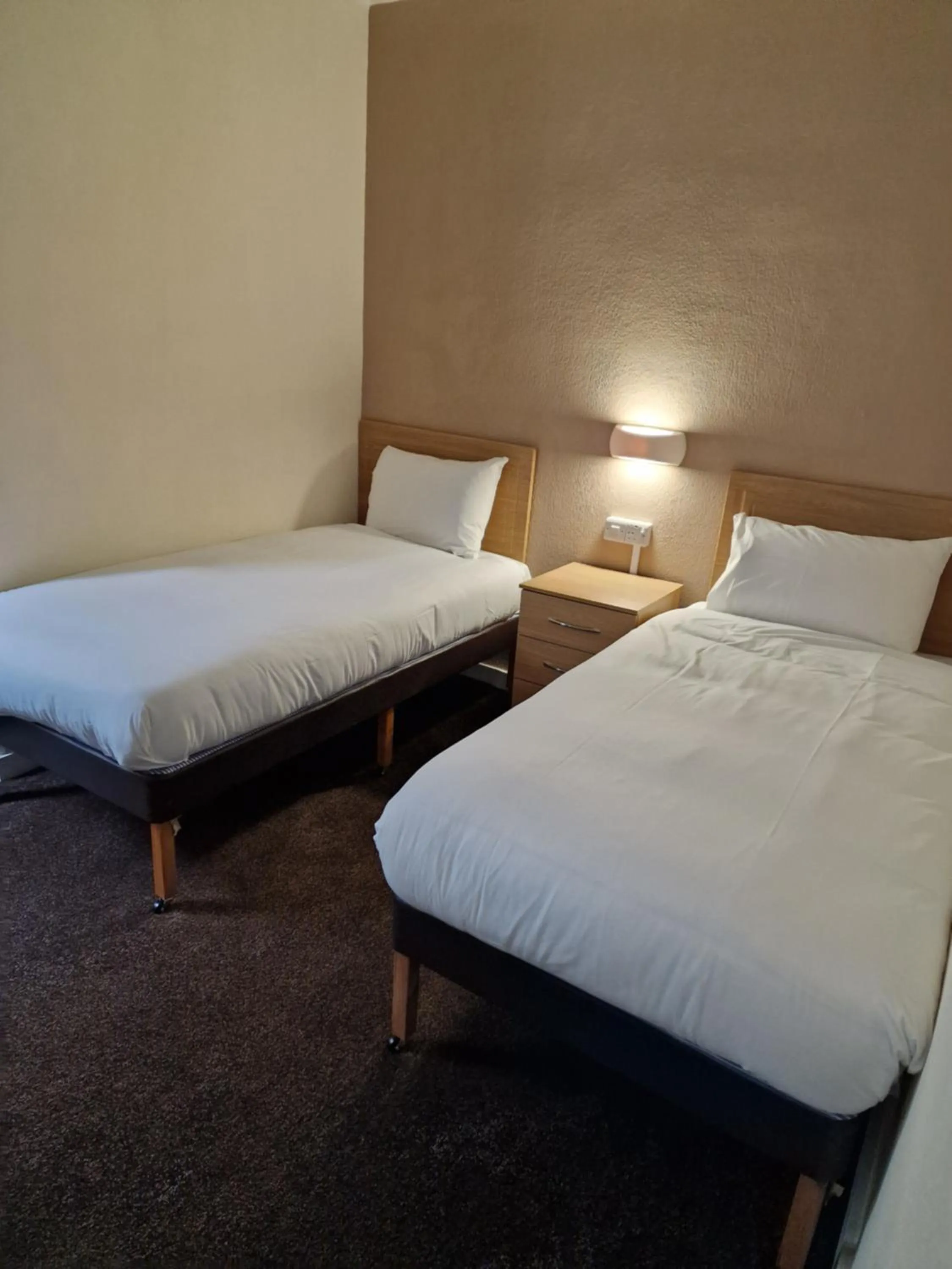 Bed in Britannia Hotel Birmingham New Street Station Birmingham