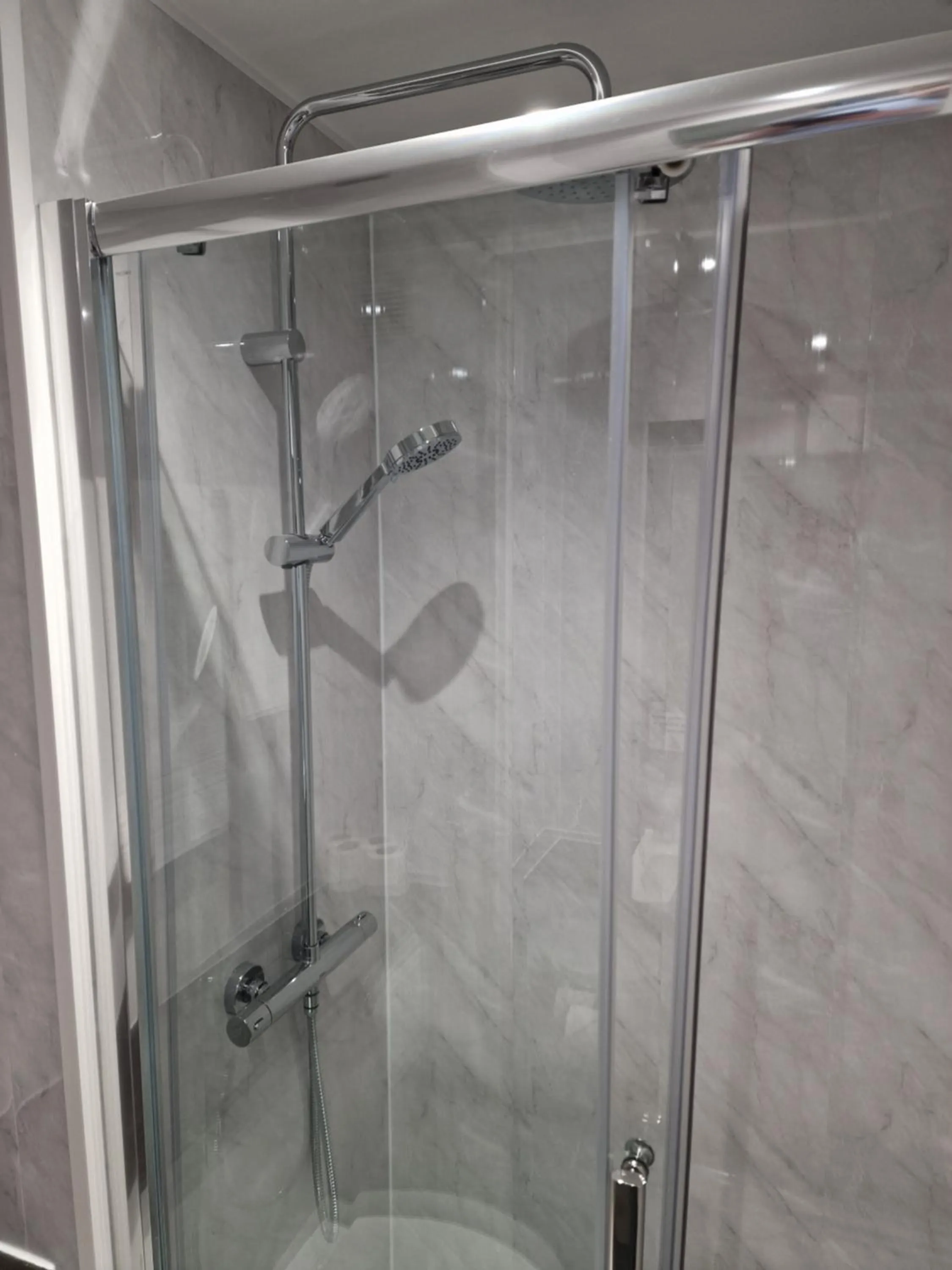 Shower in Britannia Hotel Birmingham New Street Station Birmingham